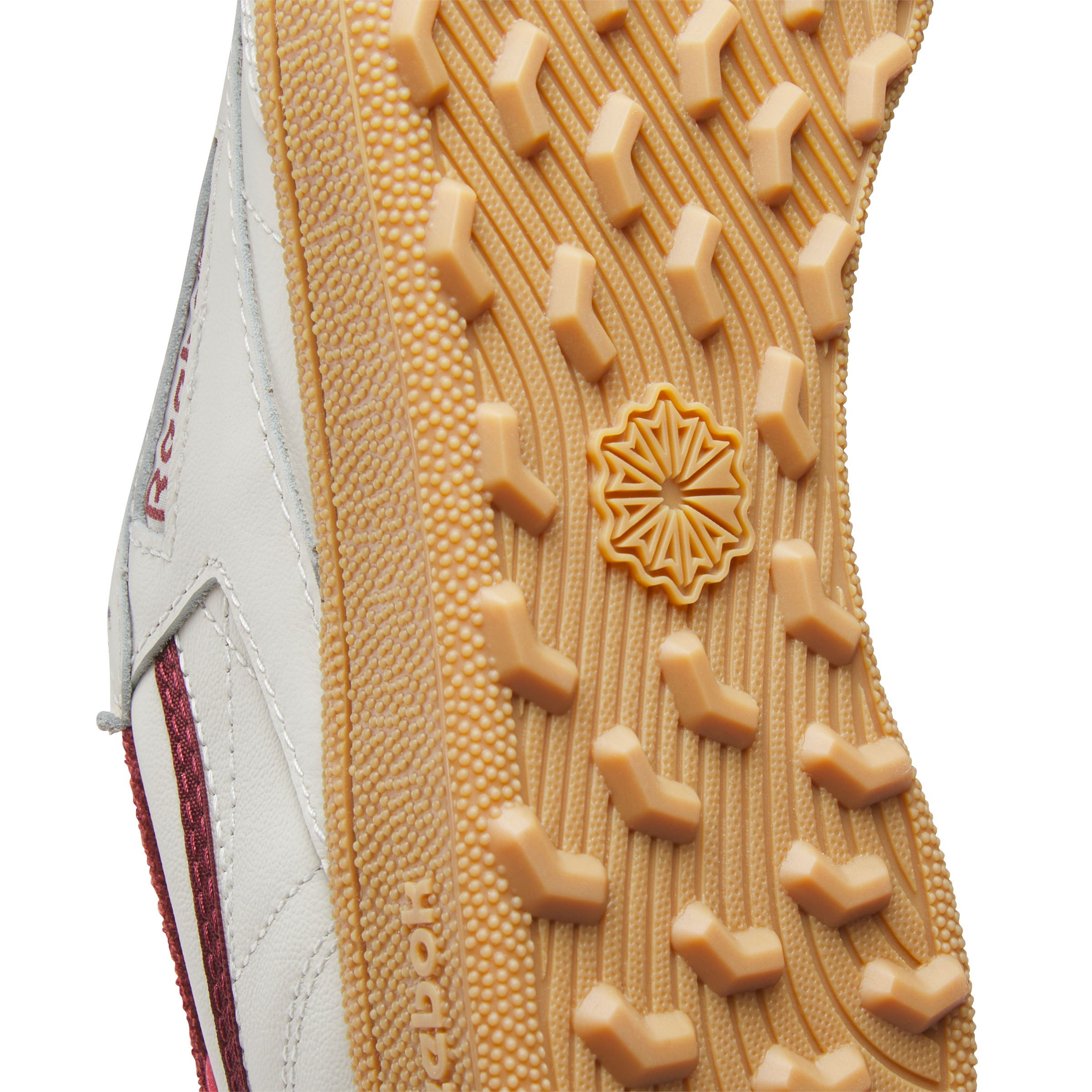 Women's Club C Spikeless Golf Shoe - White/Red