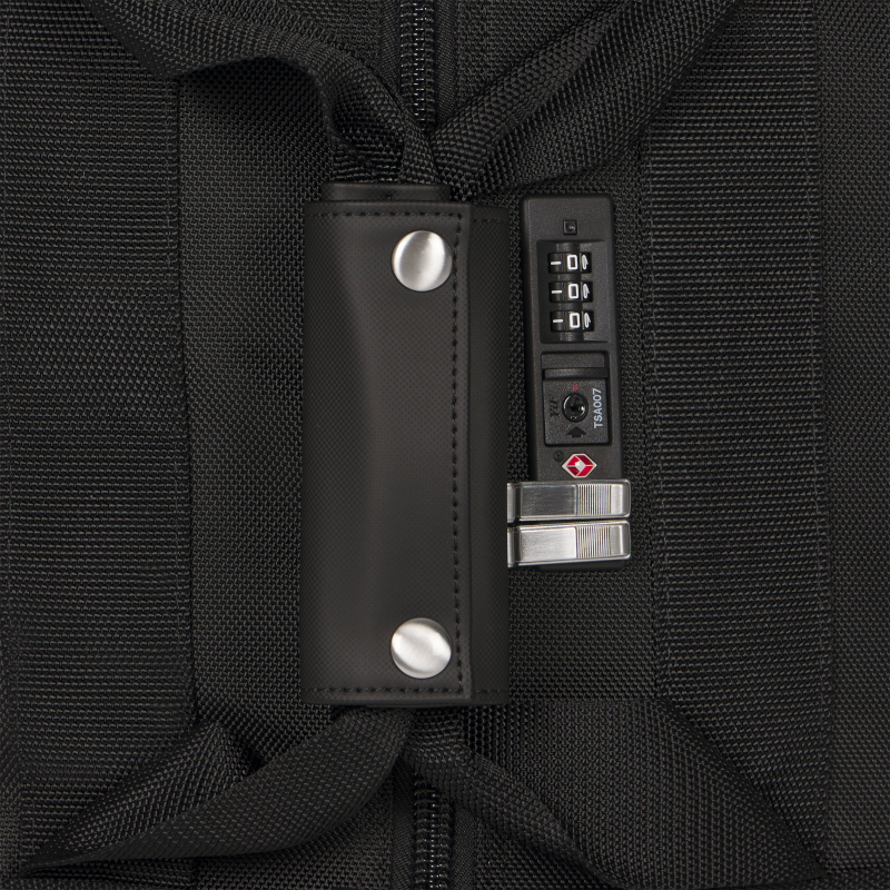 College Club Glove Traveler Travel Bag