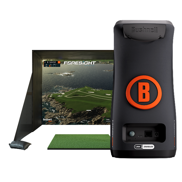 Sim-in-a-Box: Launch Pro Indoor BUSHNELL