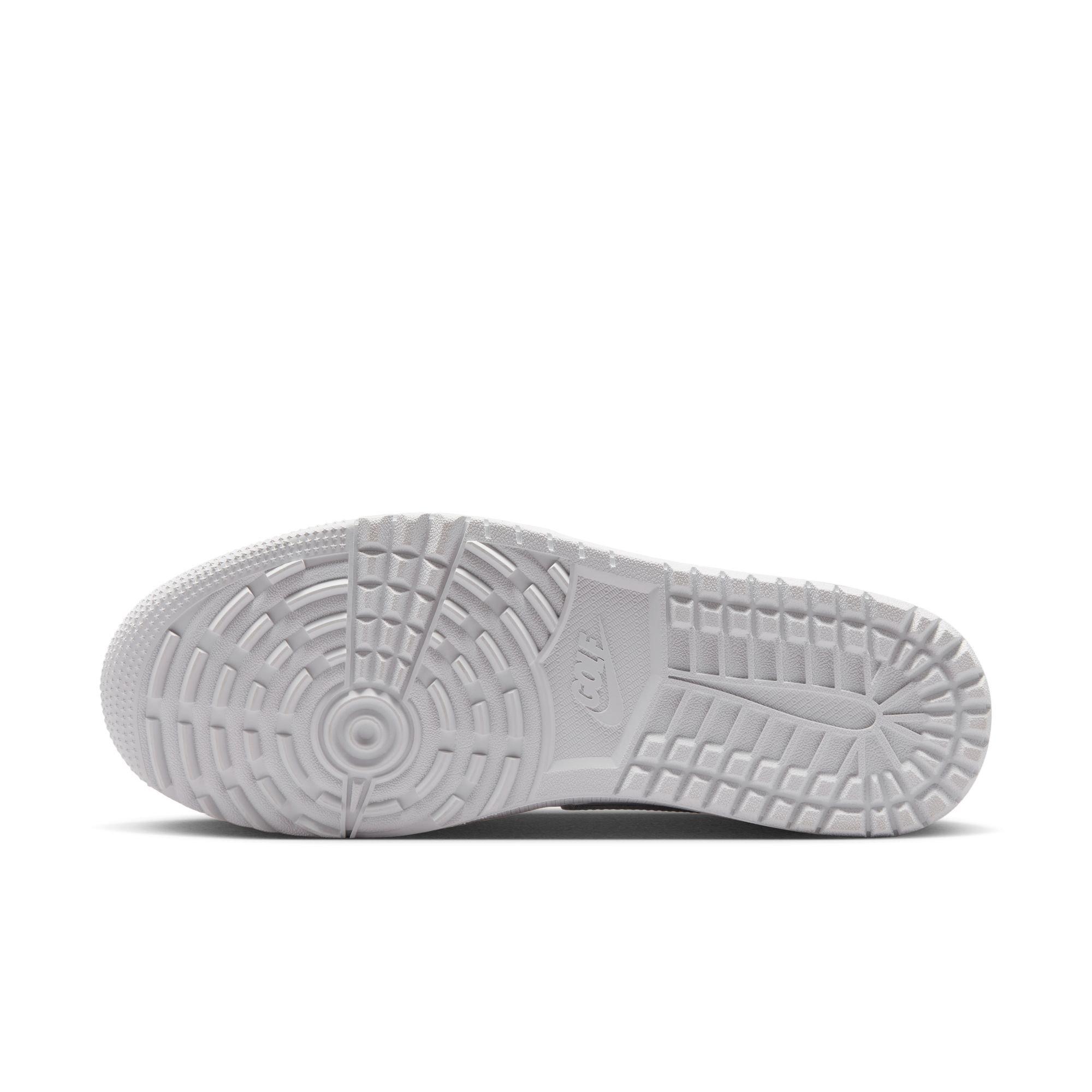 Air Jordan 1 Low G Spikeless Golf Shoe