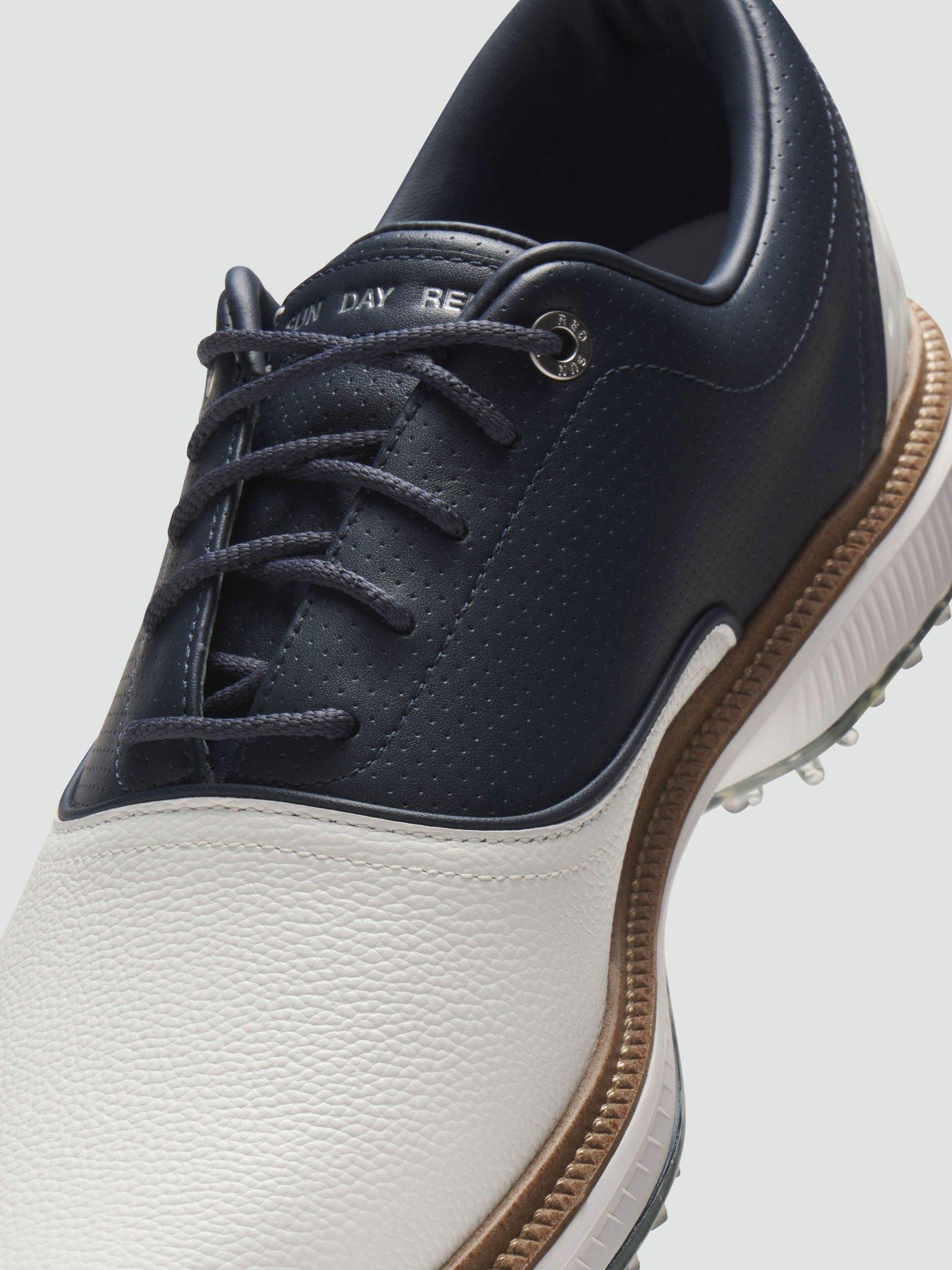 Men's Pioneer Cypress Spiked Golf Shoe