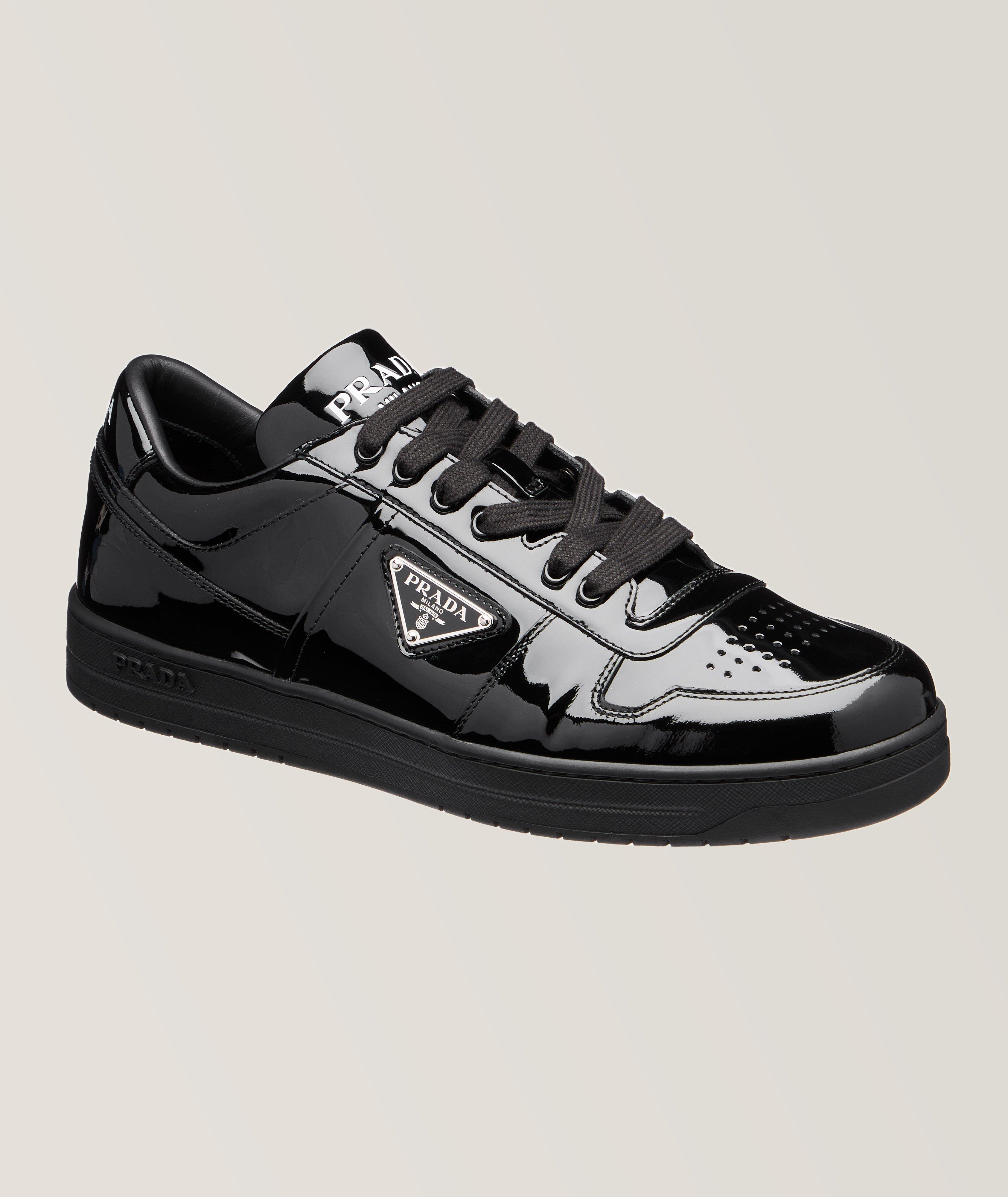 Prada Chaussure Sport En Cuir Lustré En Noir , Taille Homme 7