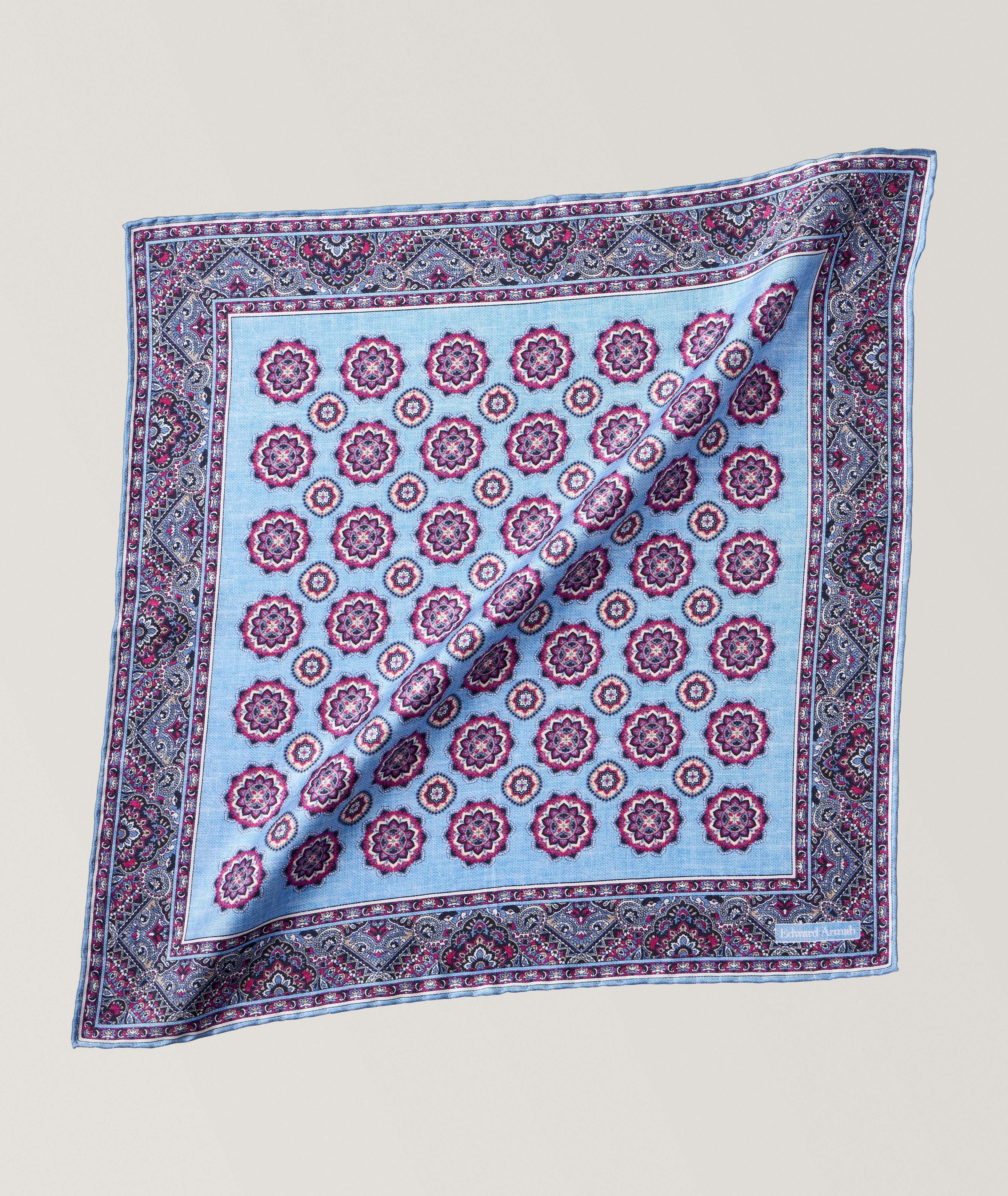 Medallion Silk Pockedt Square