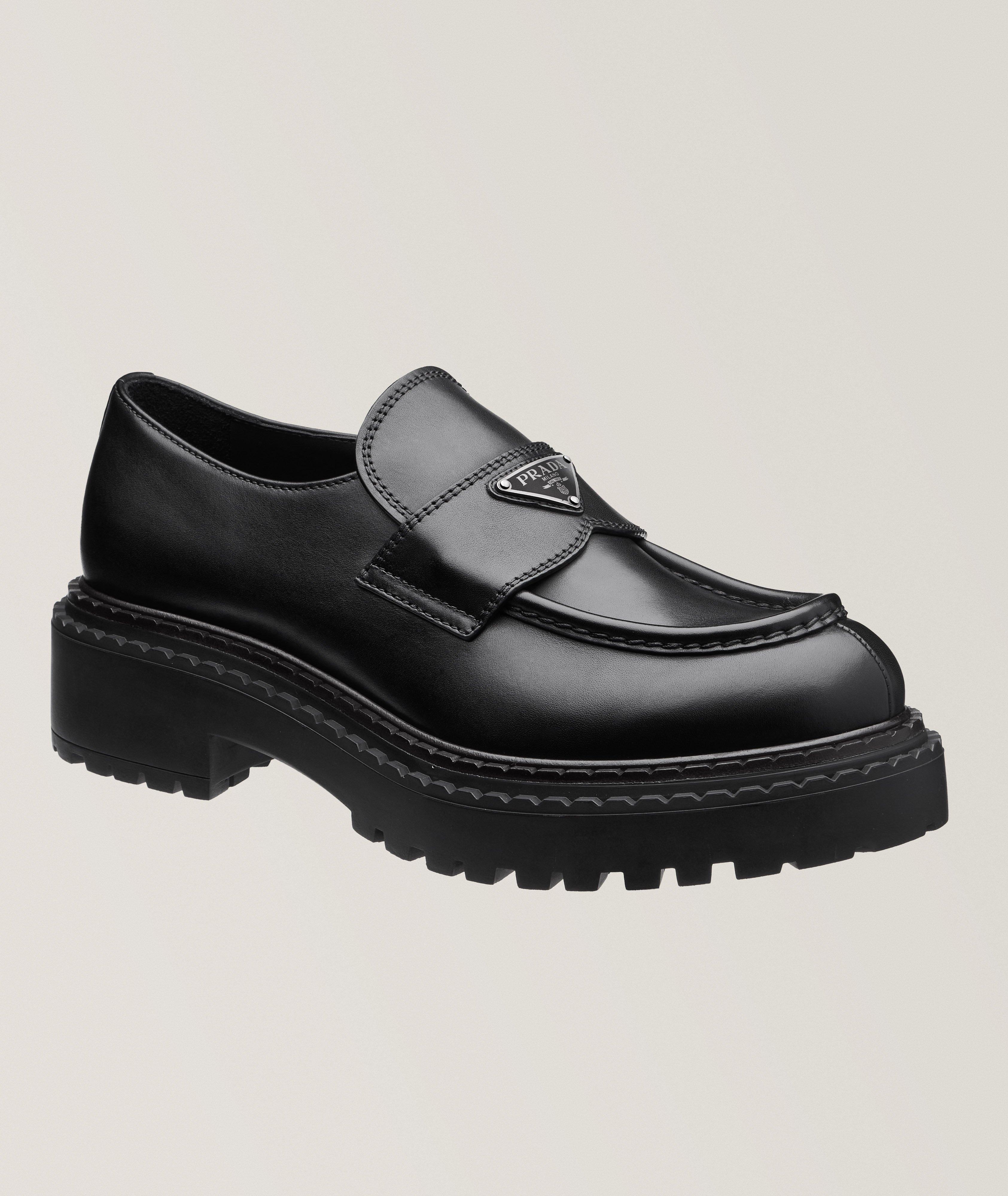 Prada Flâneur En Cuir Poli En Noir , Taille Homme 9