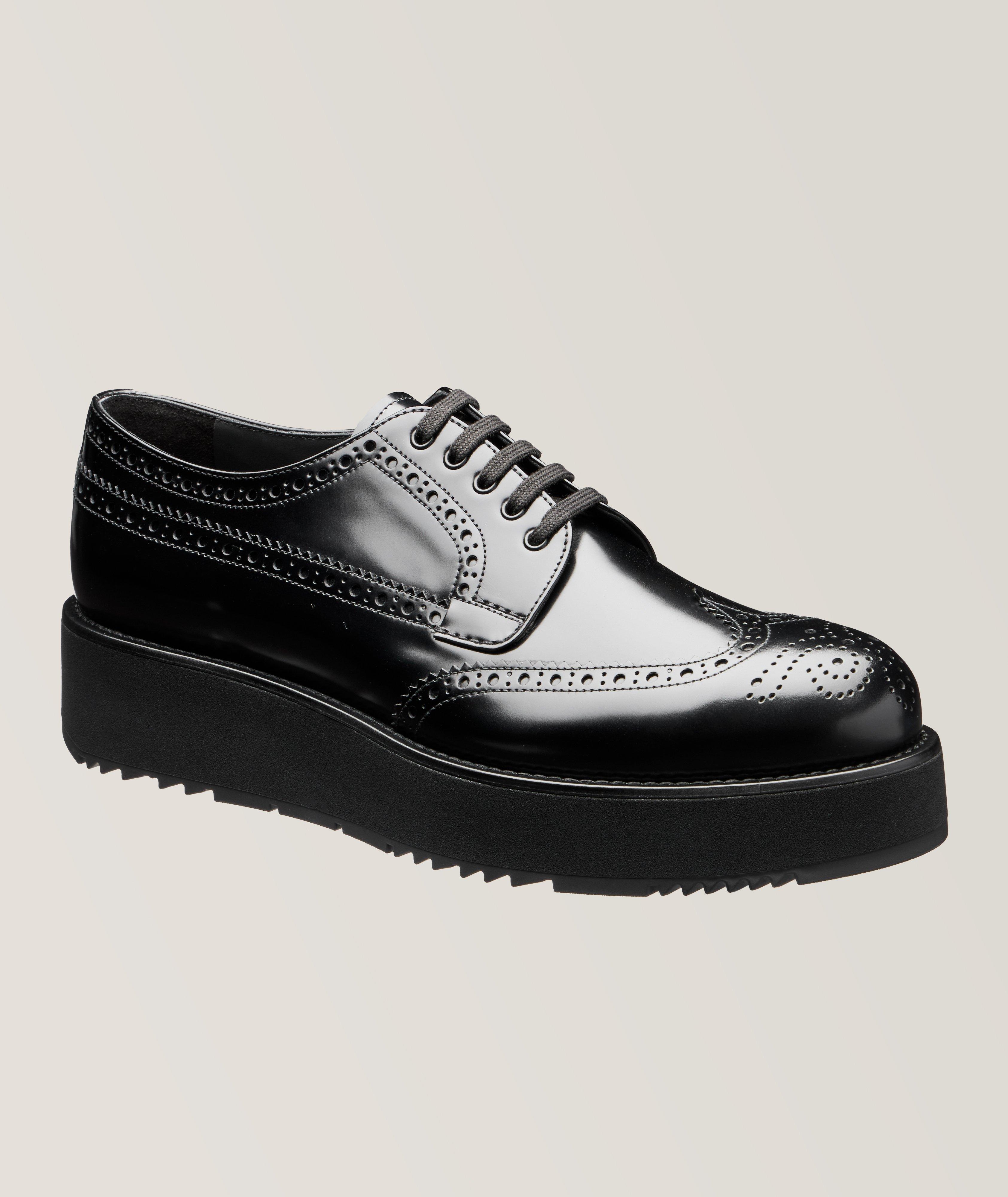 Prada Chaussure Lacée En Cuir Poli En Noir , Taille Homme 6.5