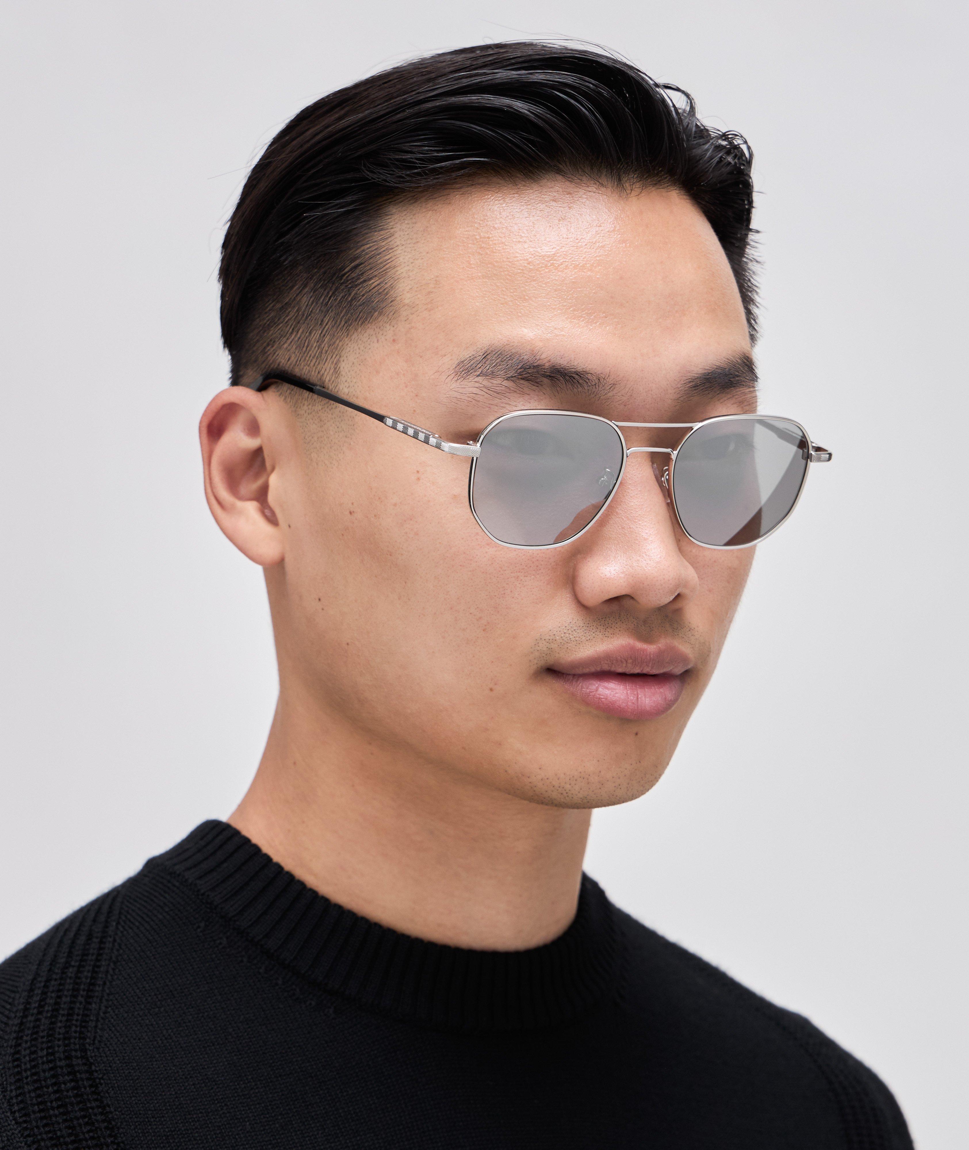 Lunettes de soleil de style aviateur en rhodium image 1
