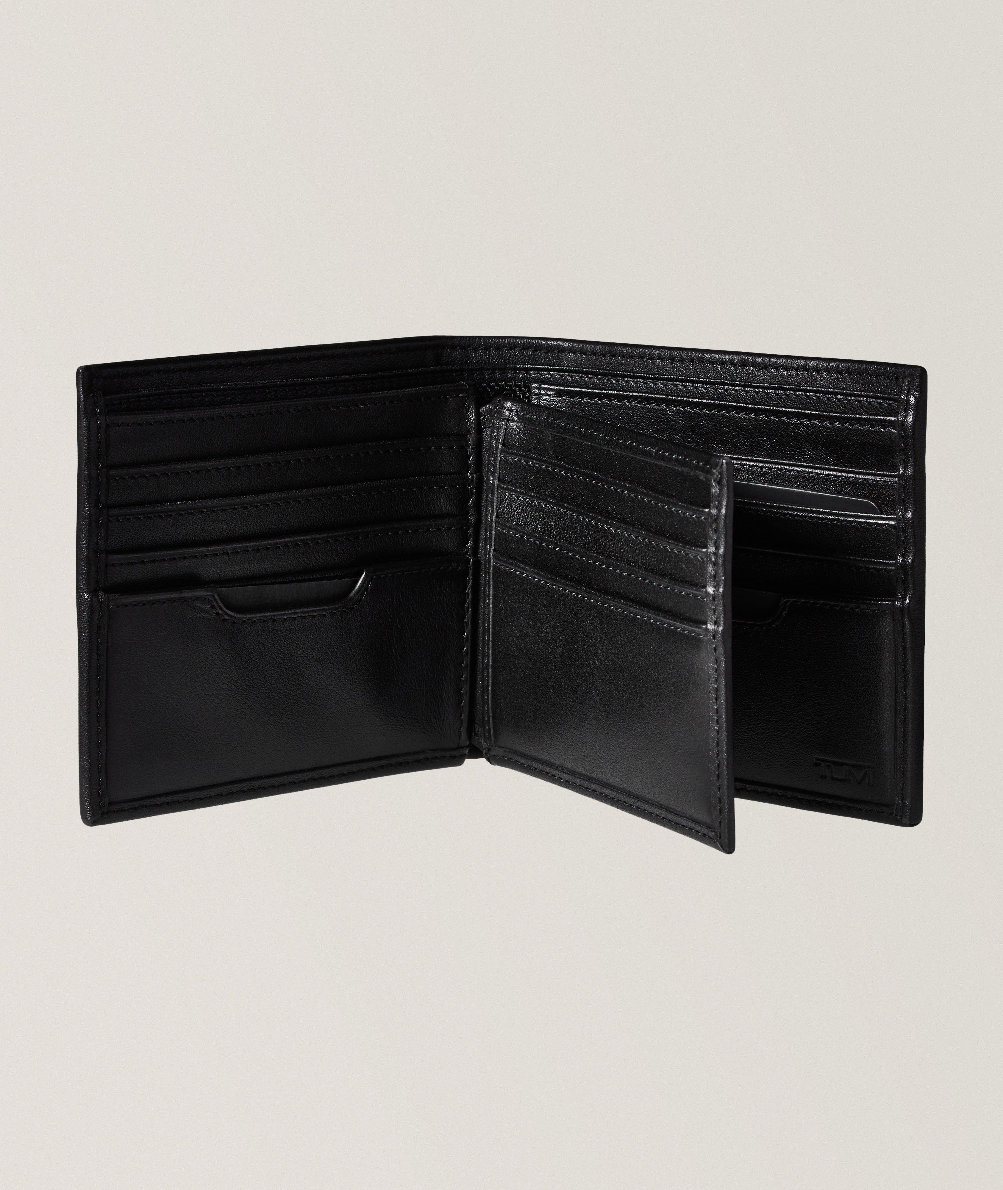 Global Center Flip Passcase image 1