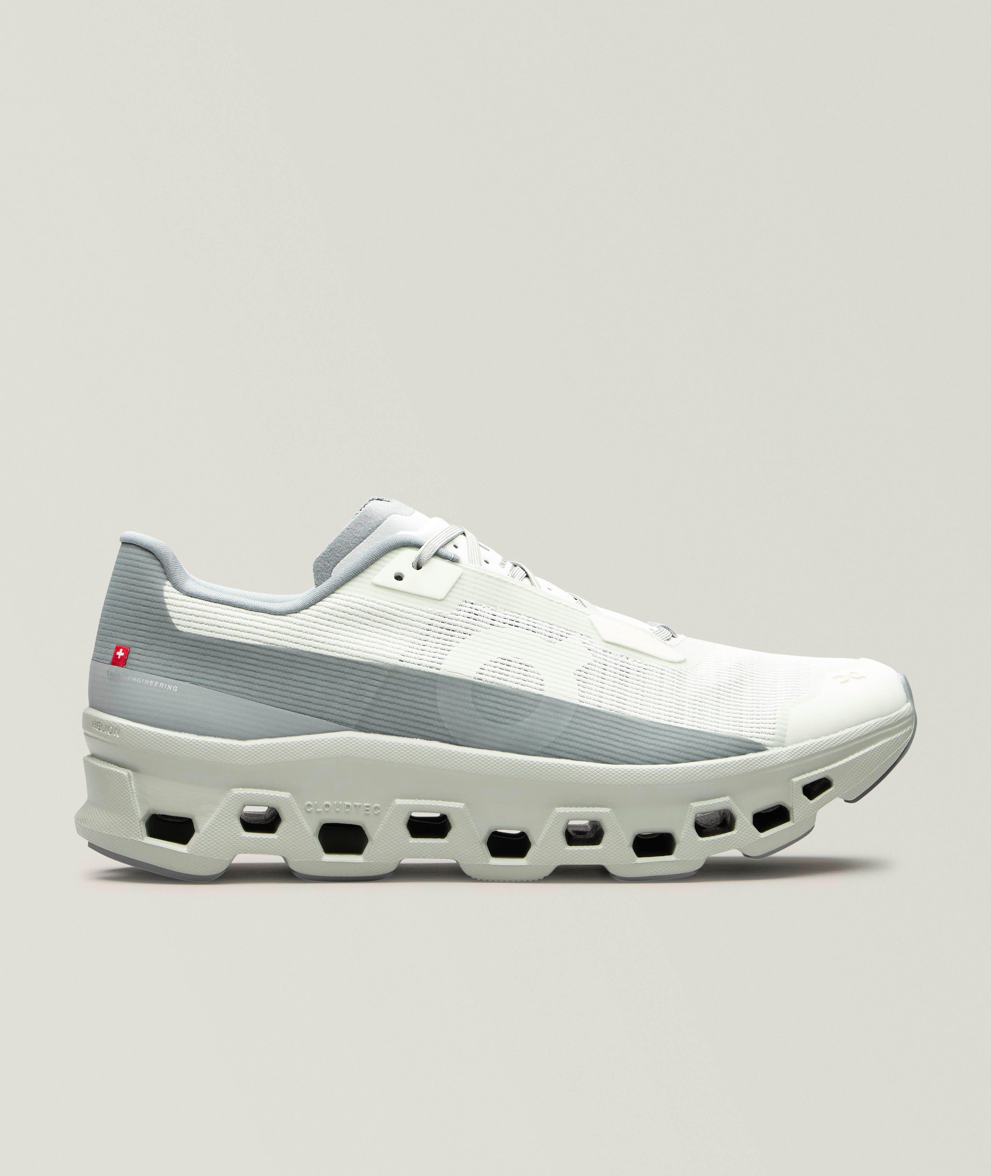 On Chaussures sport Cloudmonster Void