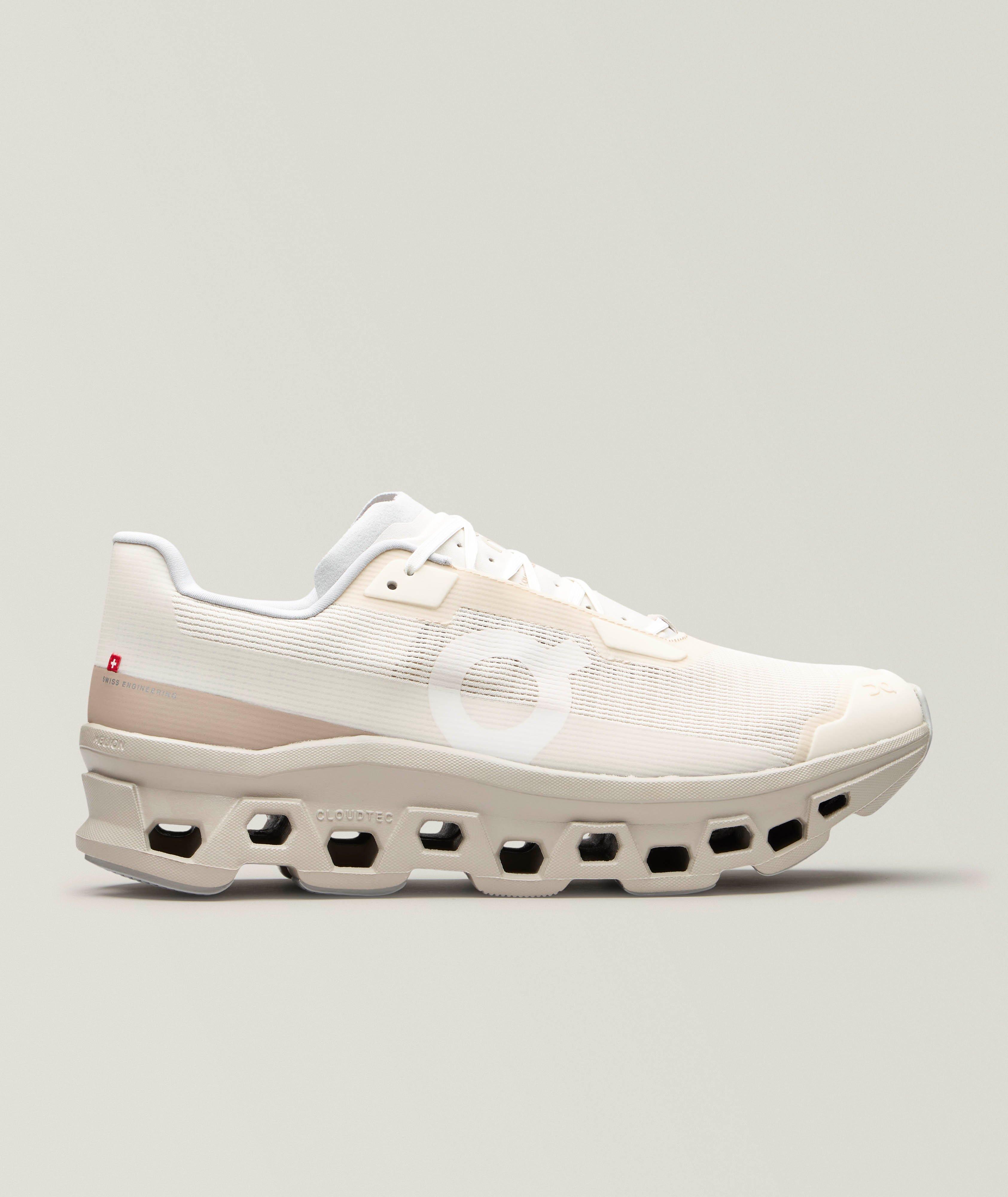 On Chaussures sport Cloudmonster Void