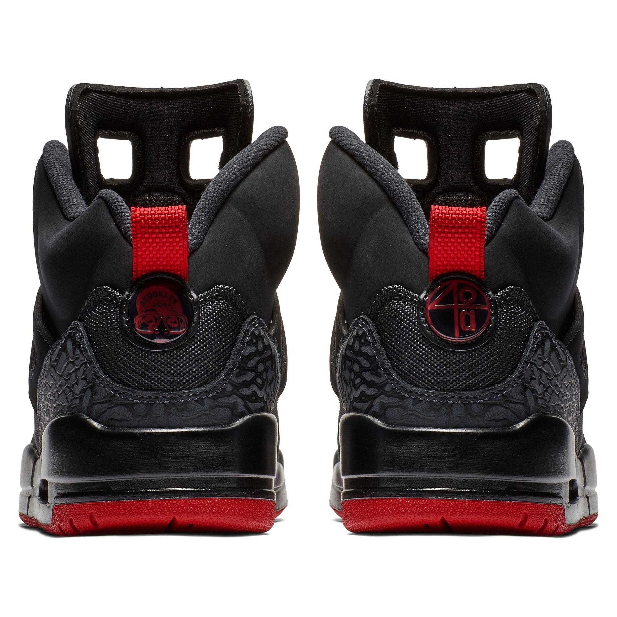 black red spizikes