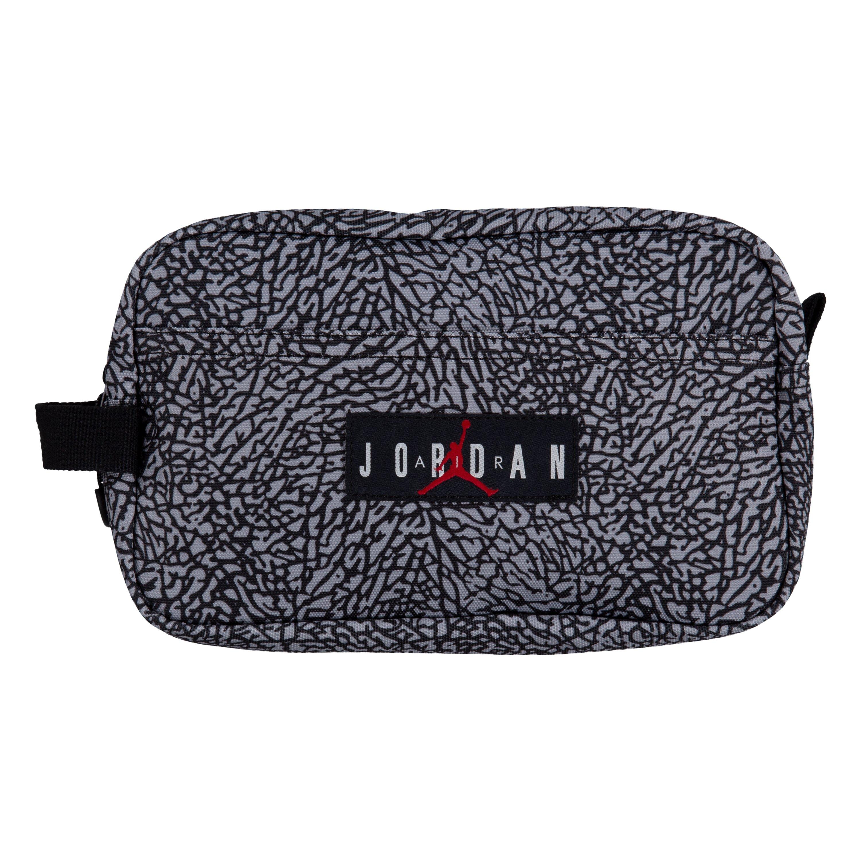 nike dopp kit