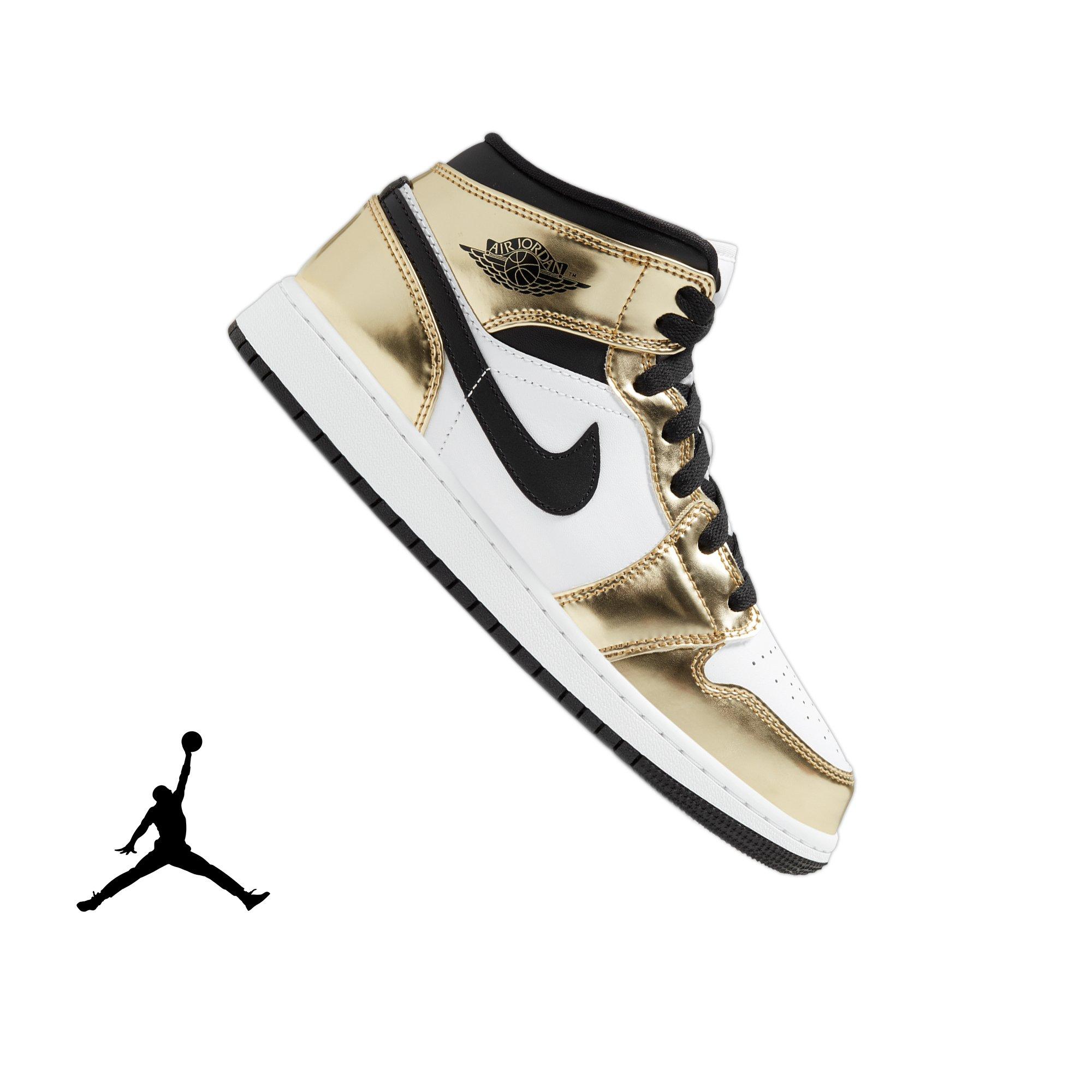 hibbett sports grade school jordans