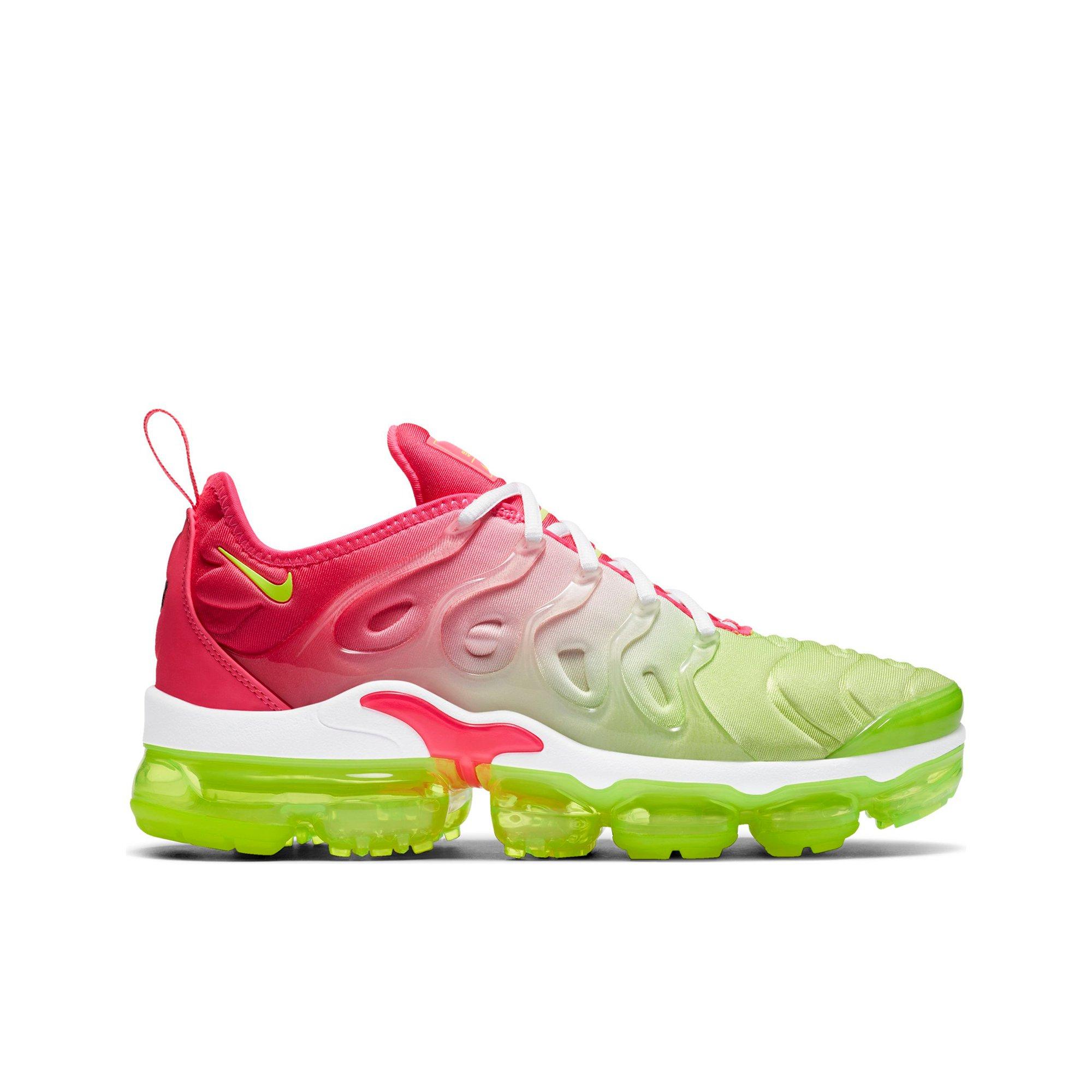 vapormax plus pink and green