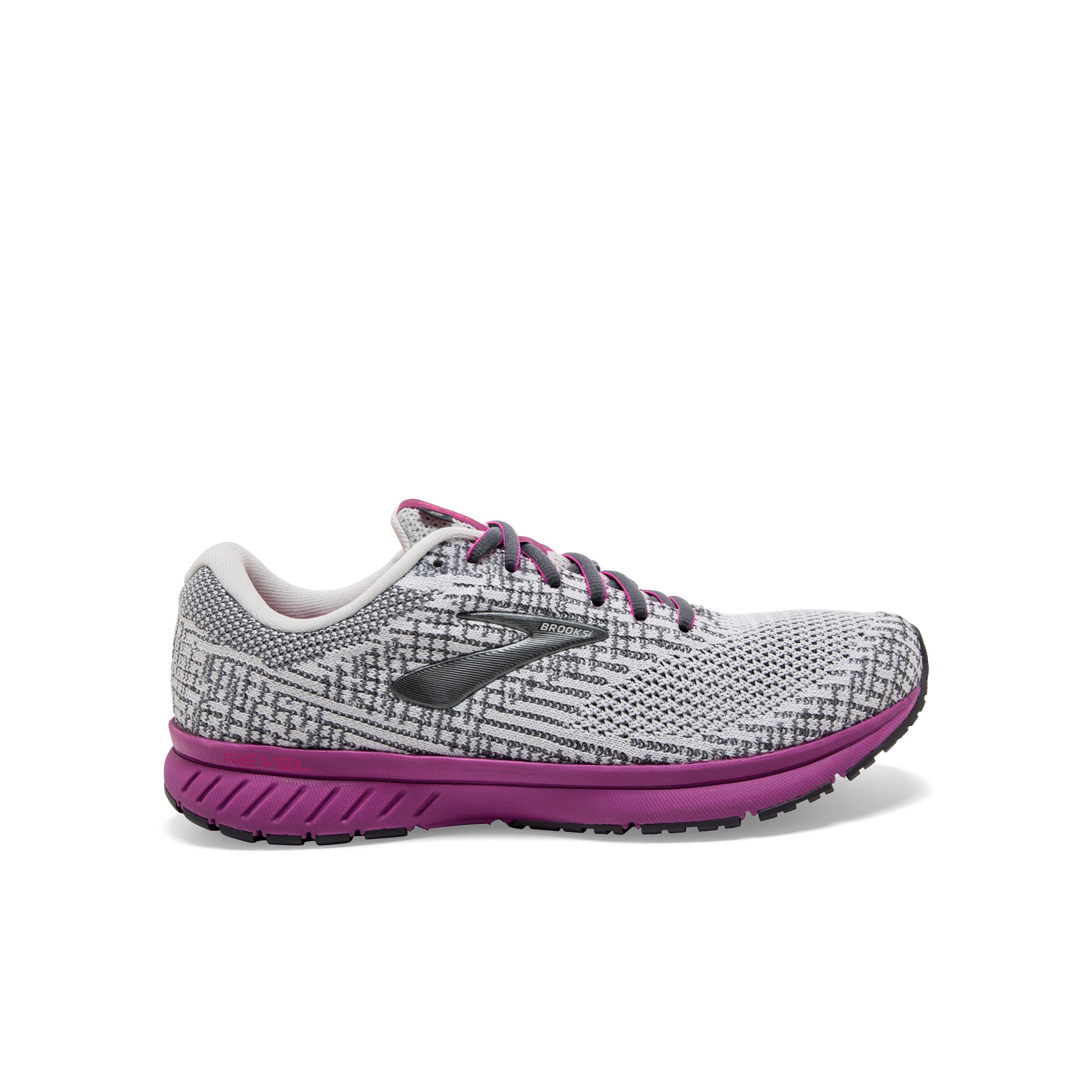 brooks shoes womens pink