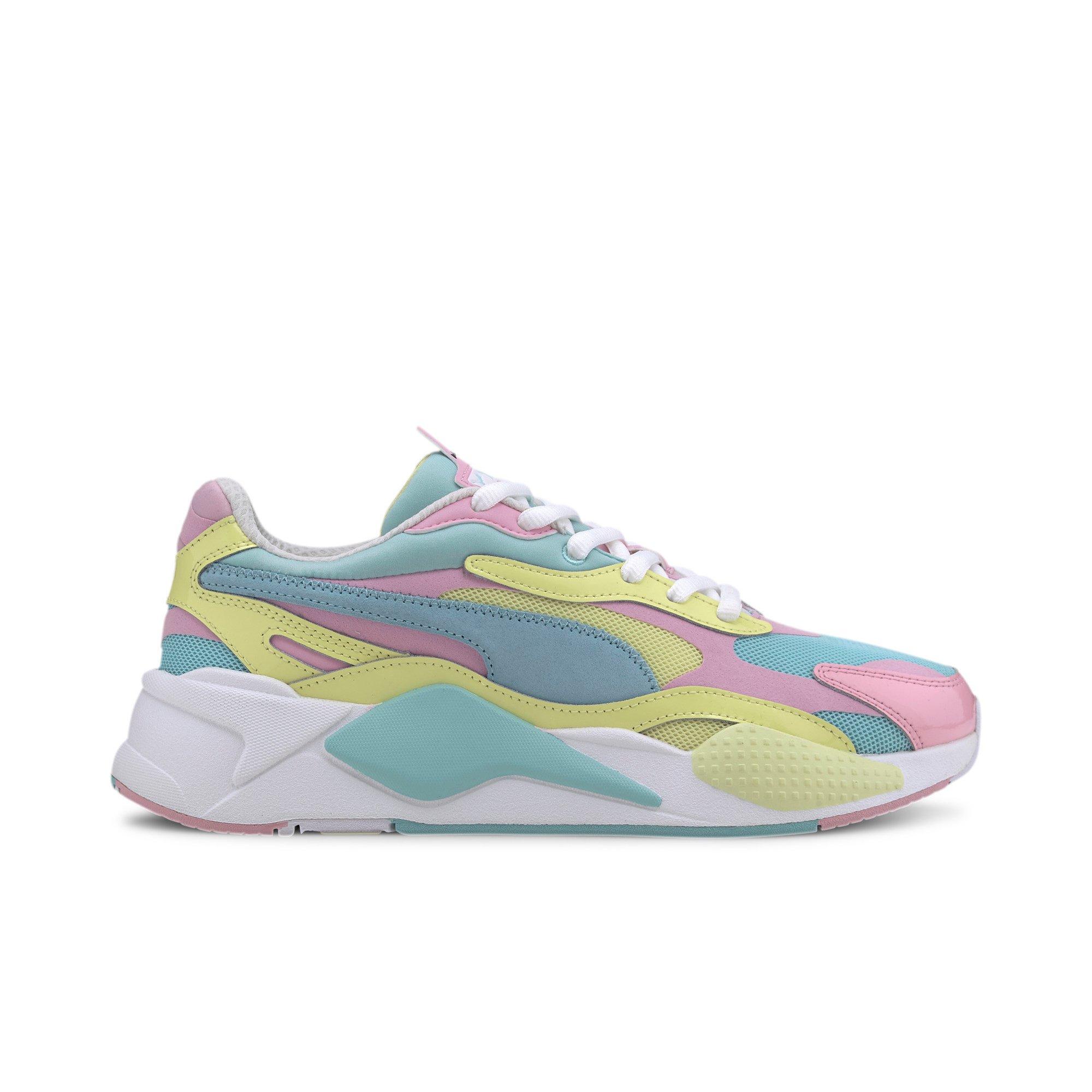 yellow and pink pumas