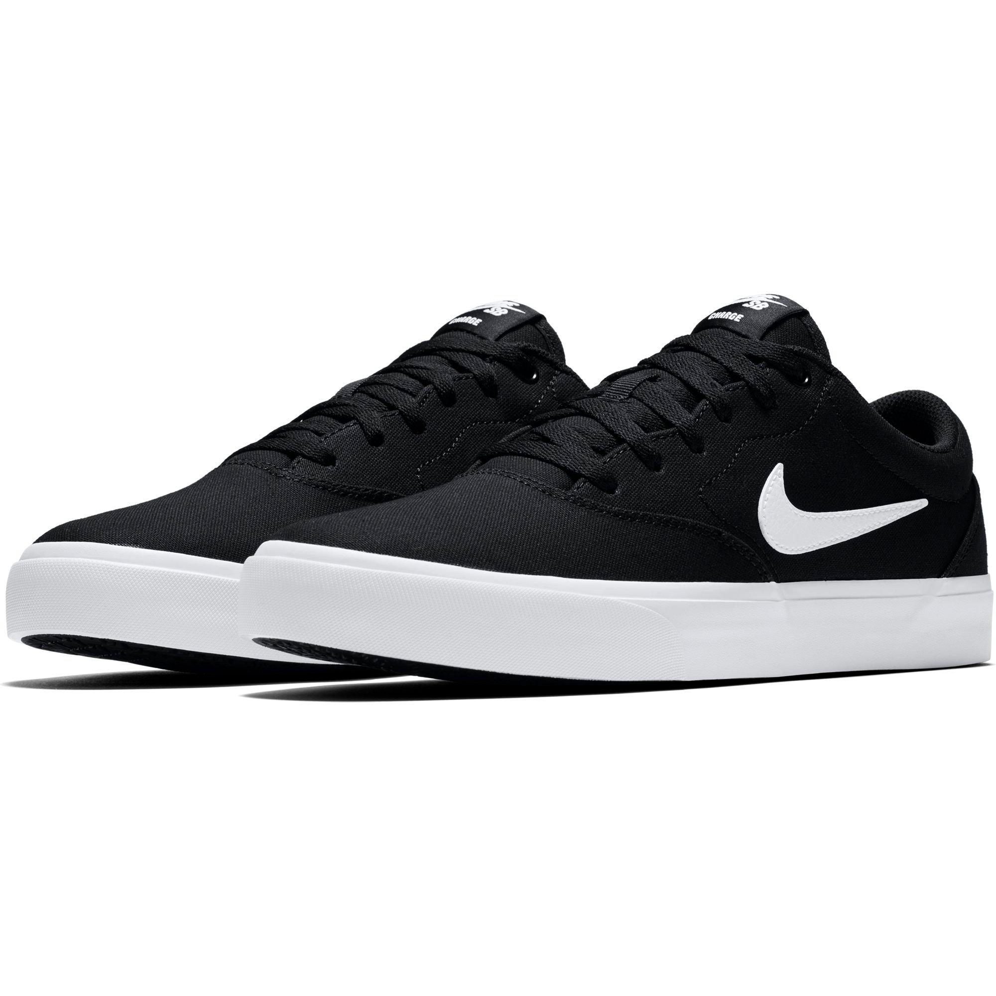 mens black nike skate shoes