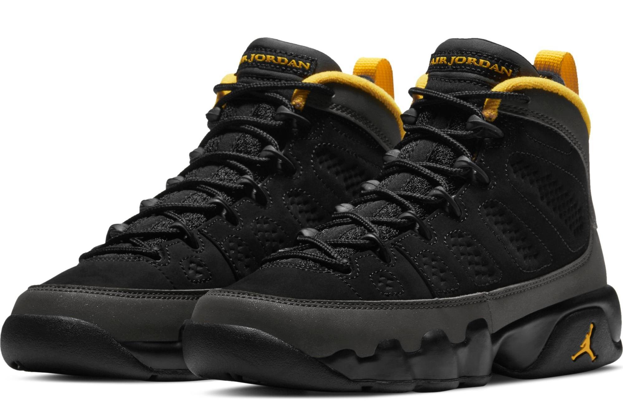 Hibbett sports 2025 jordan retro 9