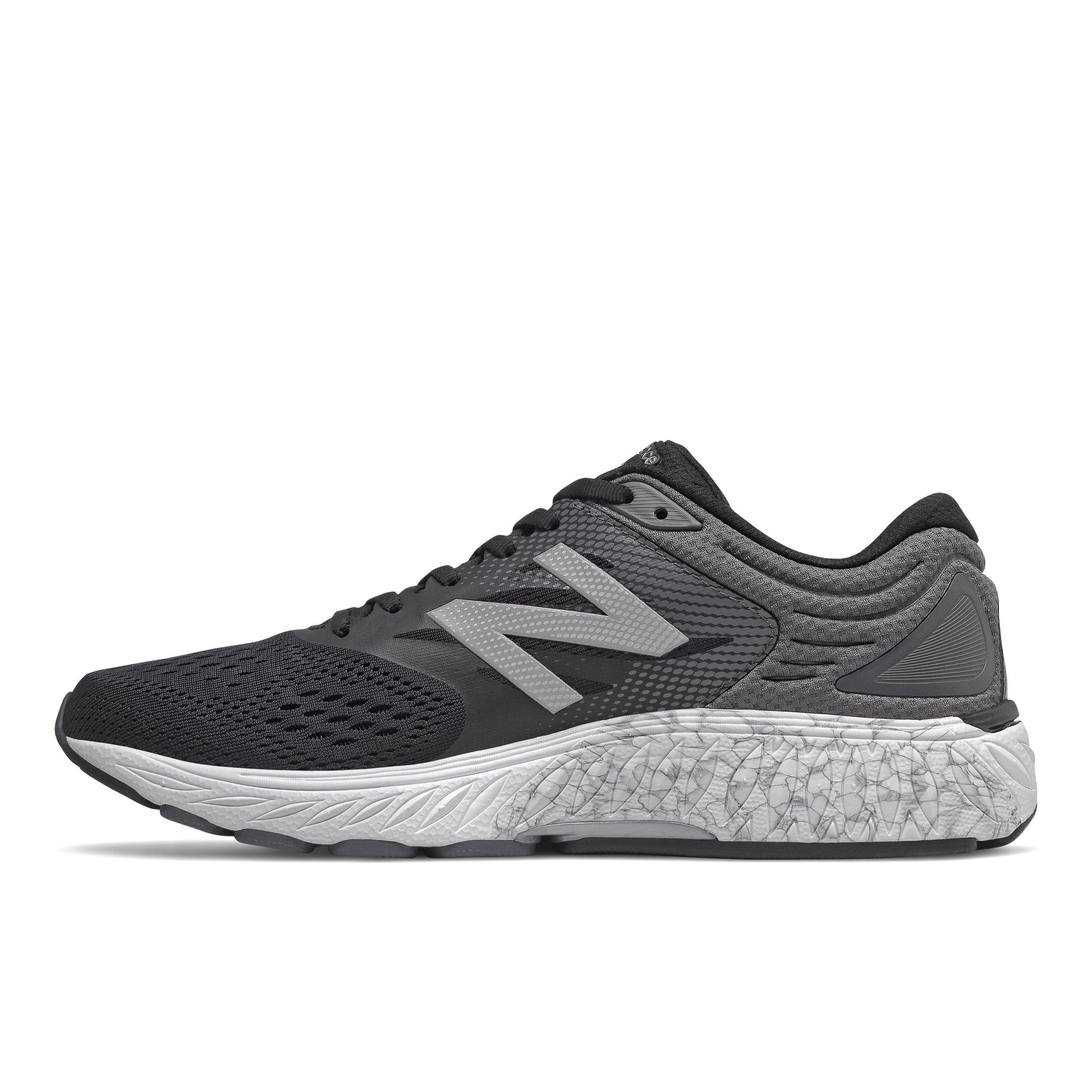 hibbett new balance