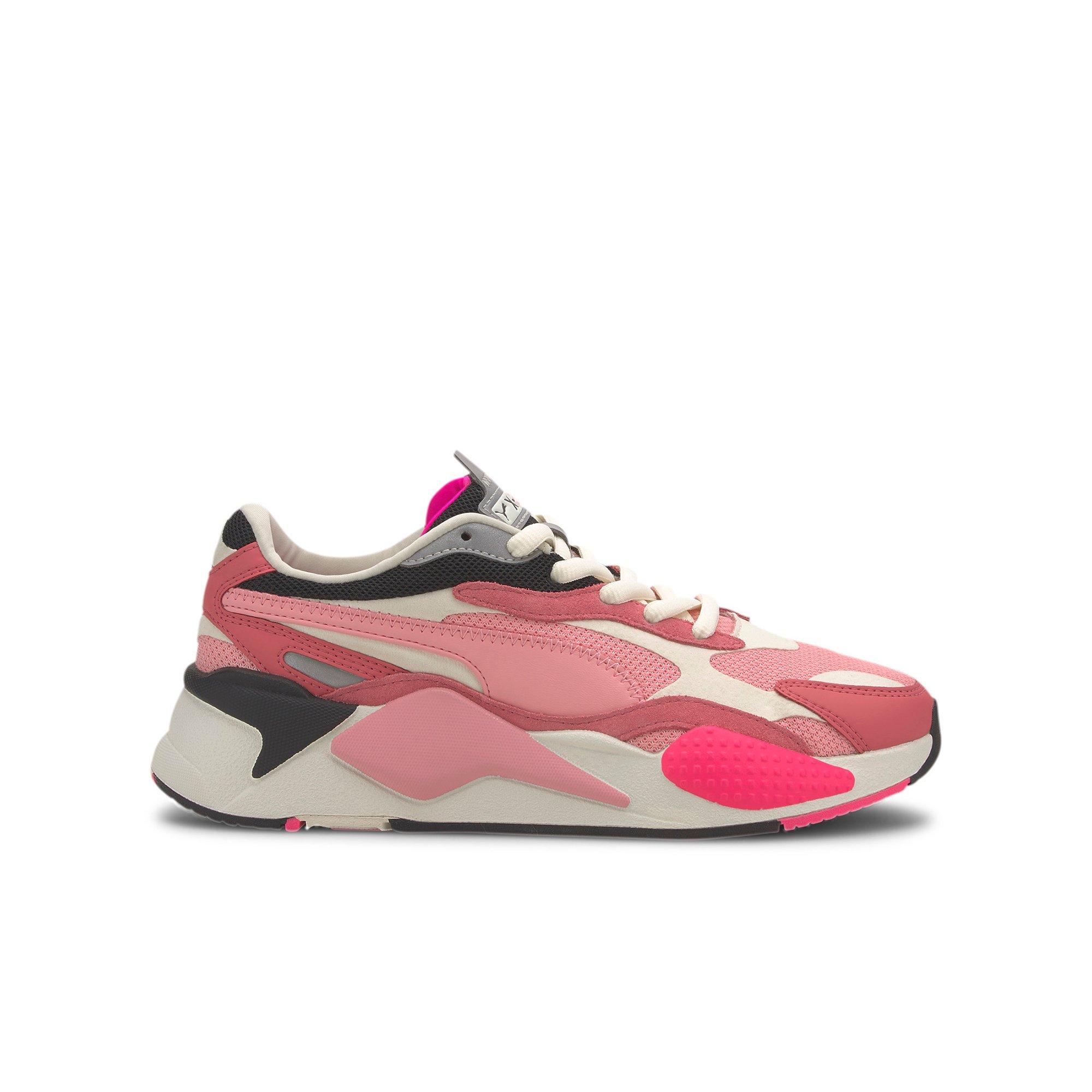 pink pumas