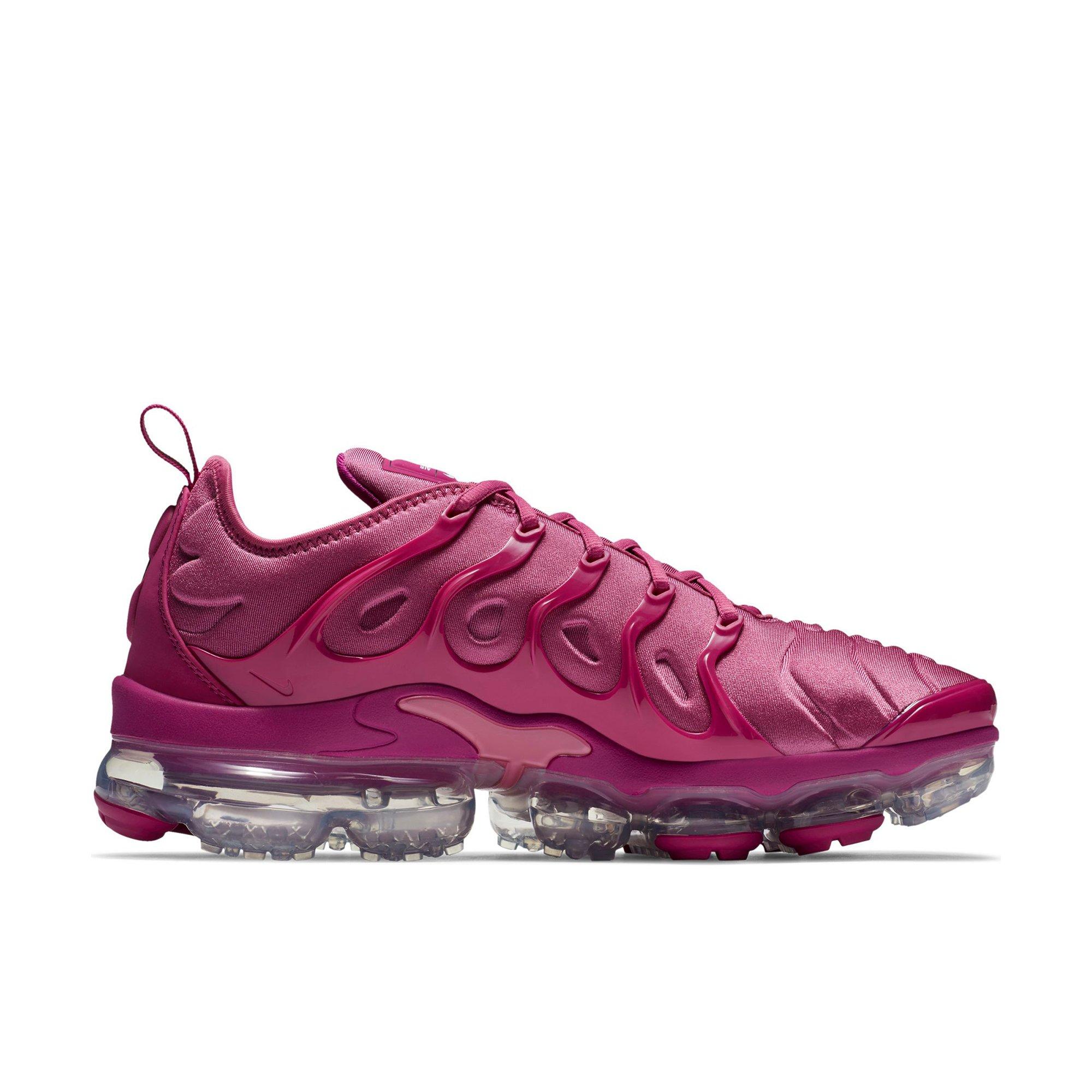 vapormax plus fuschia