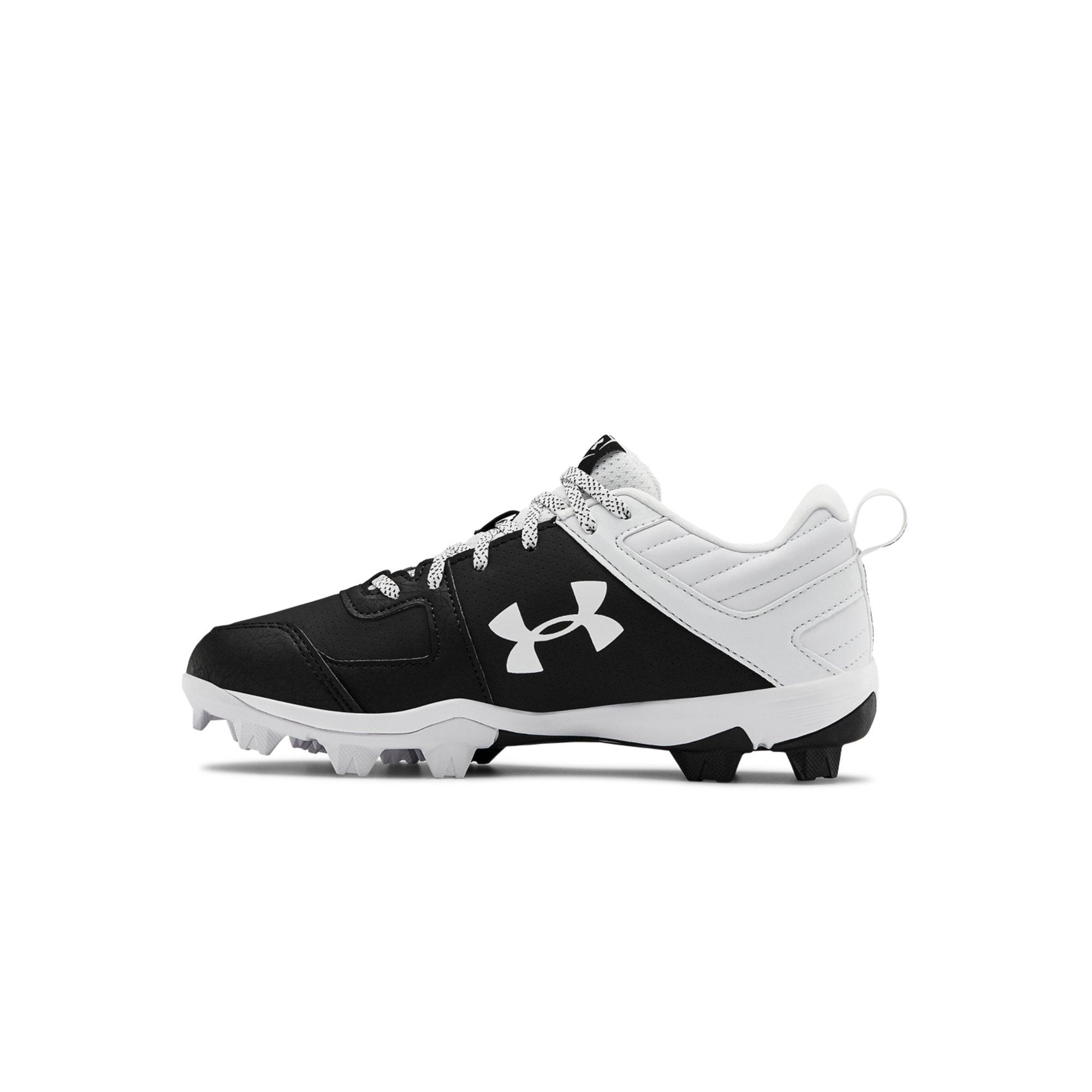 under armor kids cleats