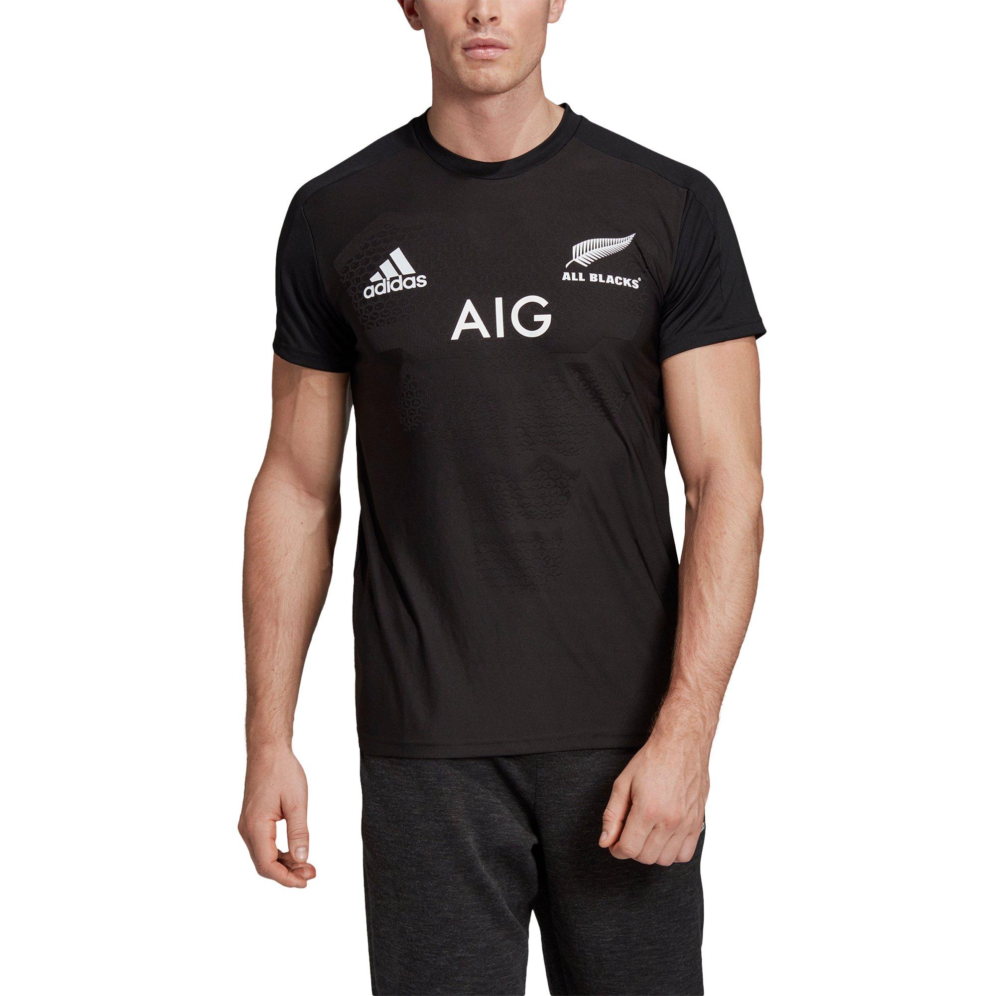 adidas aig all black