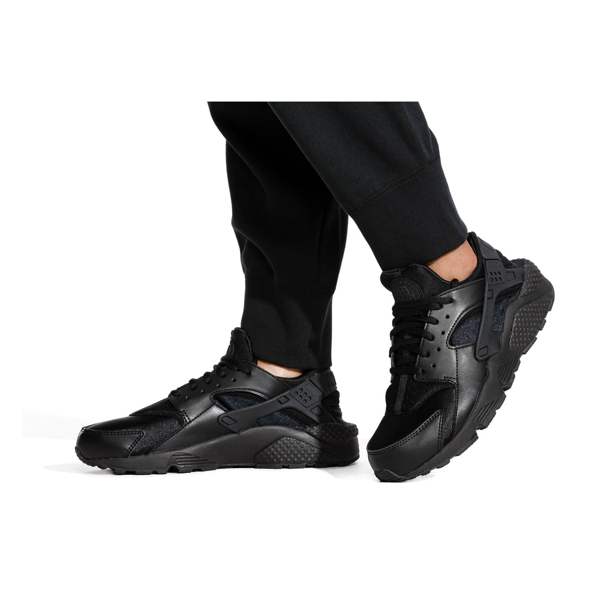 black huaraches size 9