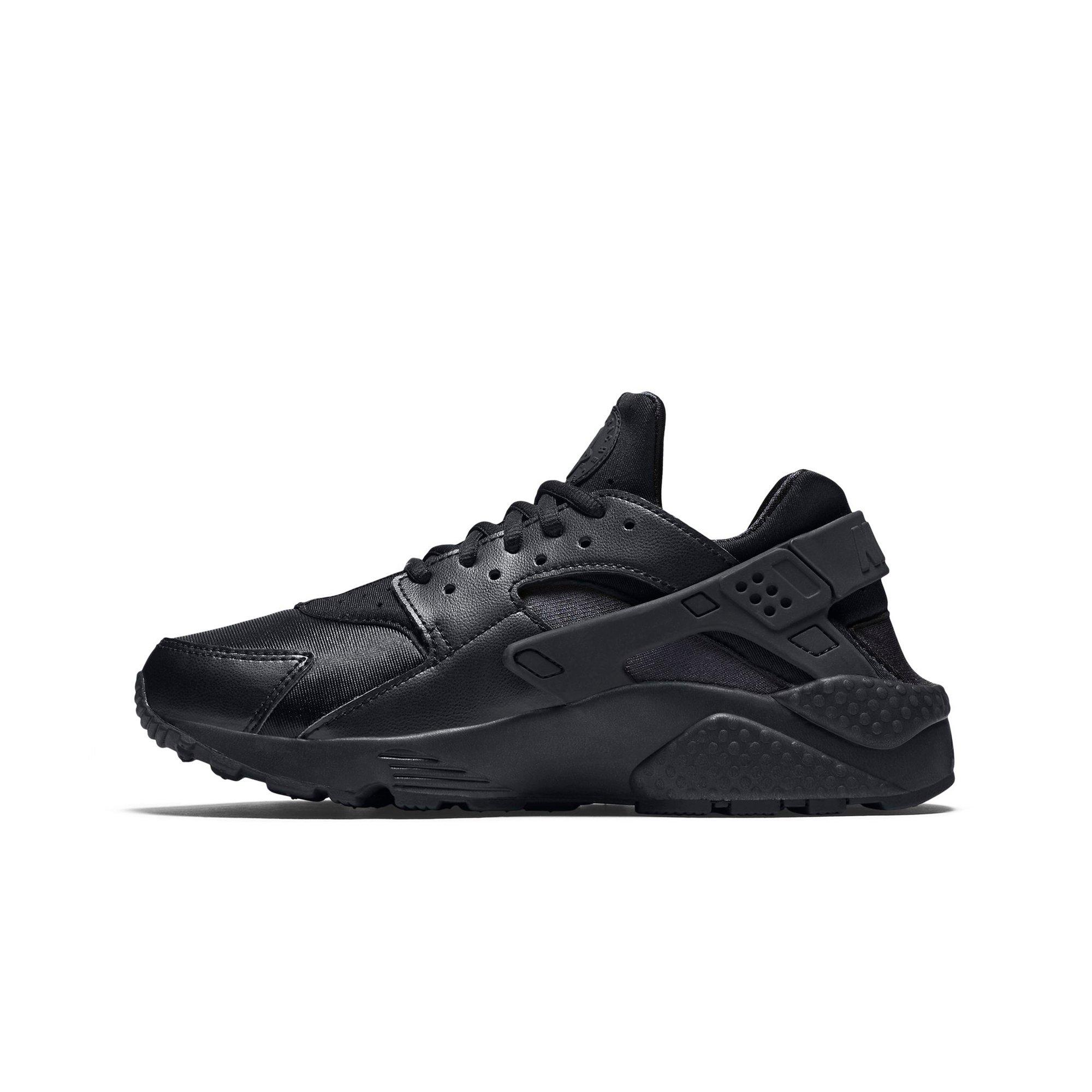 black huarache shoes