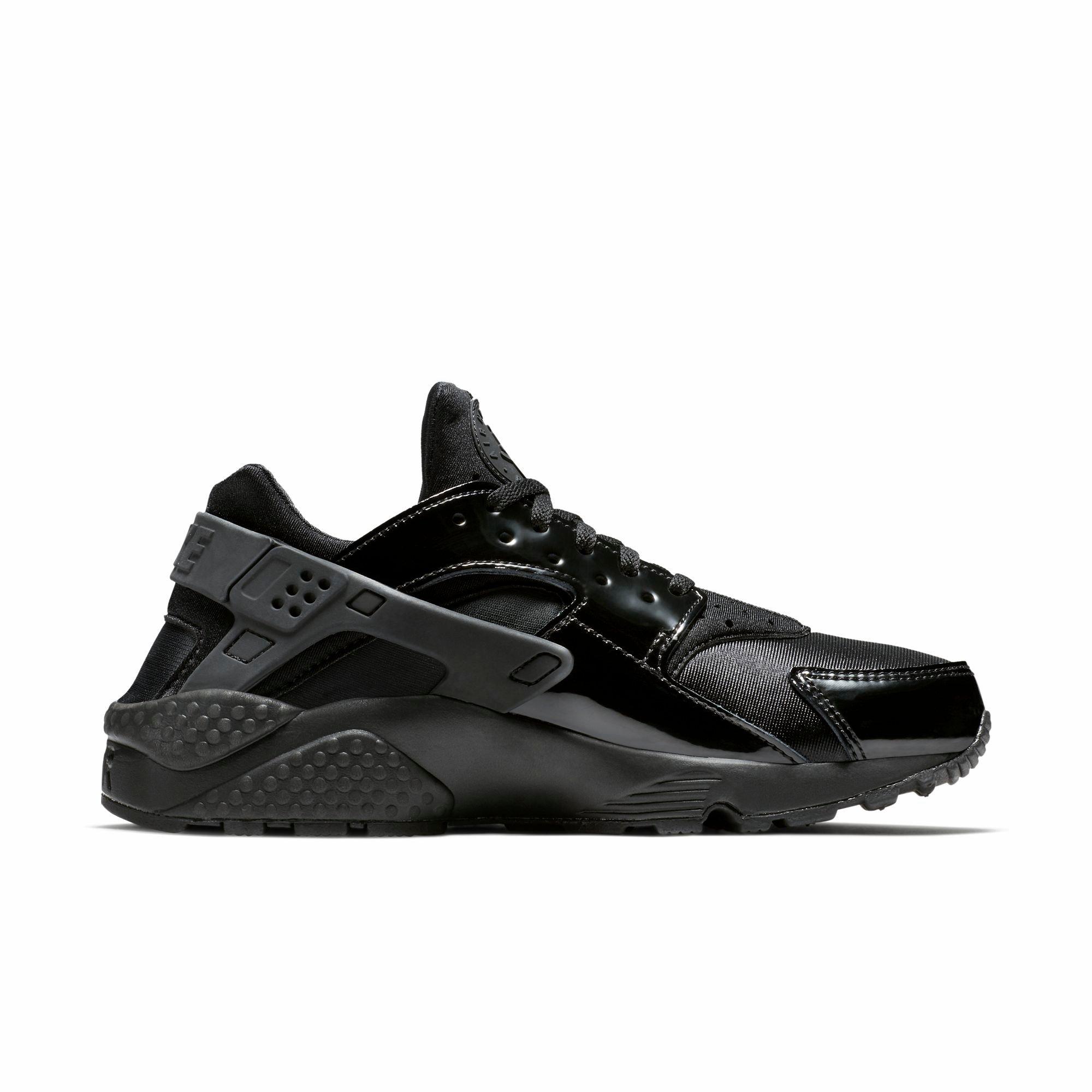 boys black hurraches