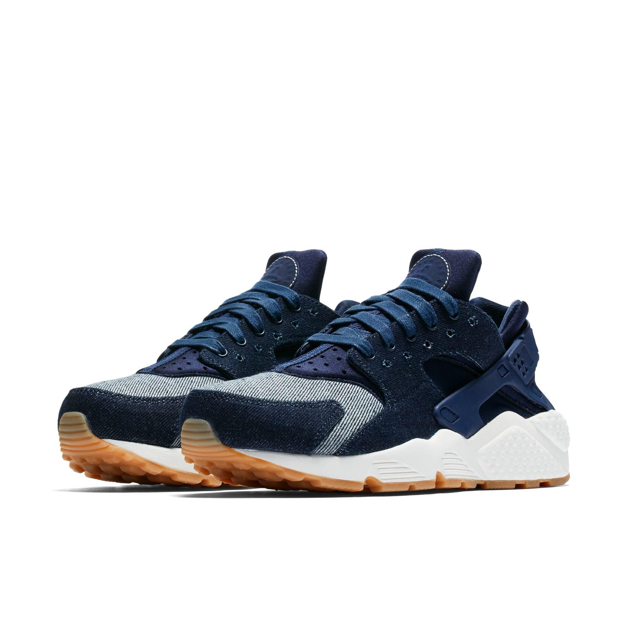 nike huarache with jeans