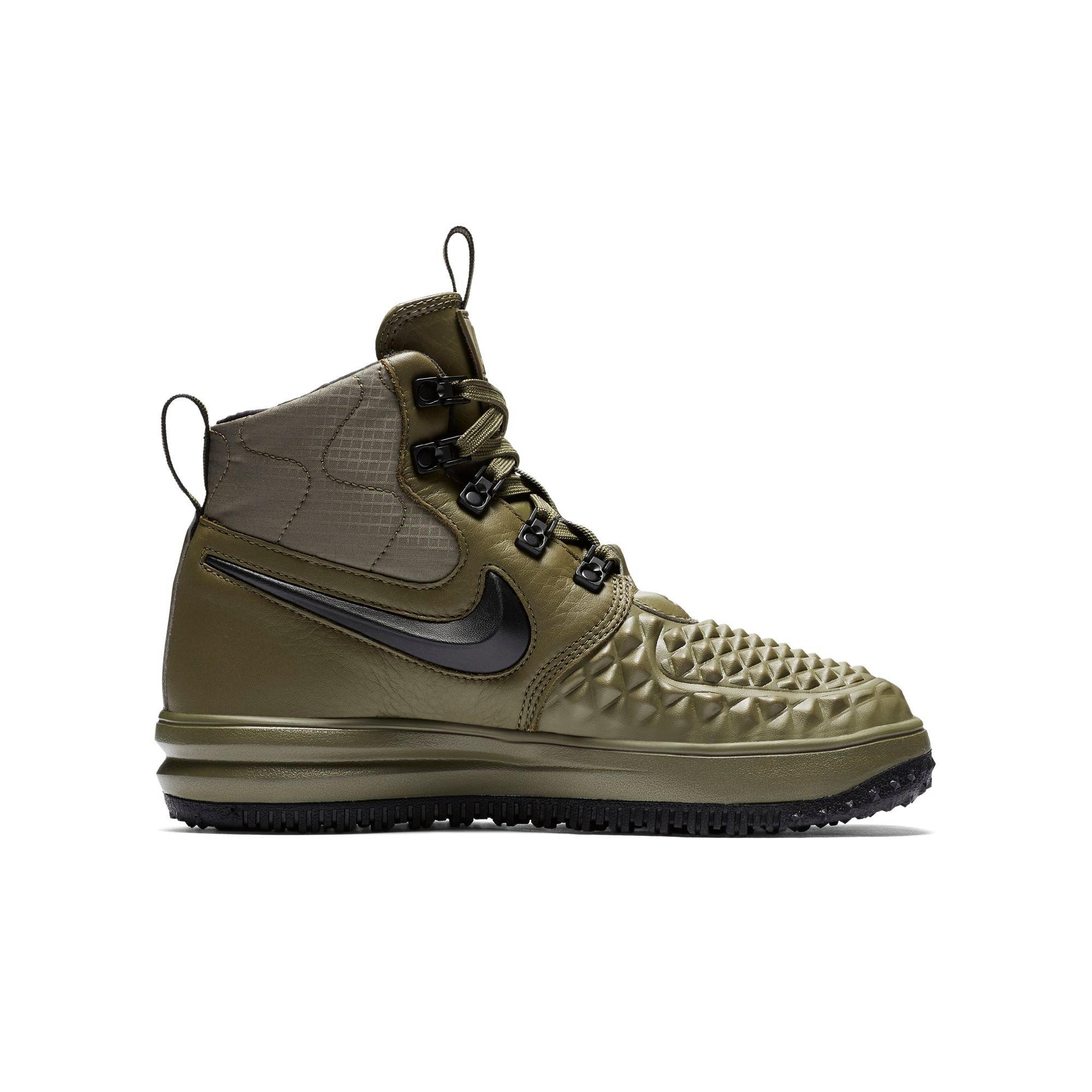 boys nike duck boots