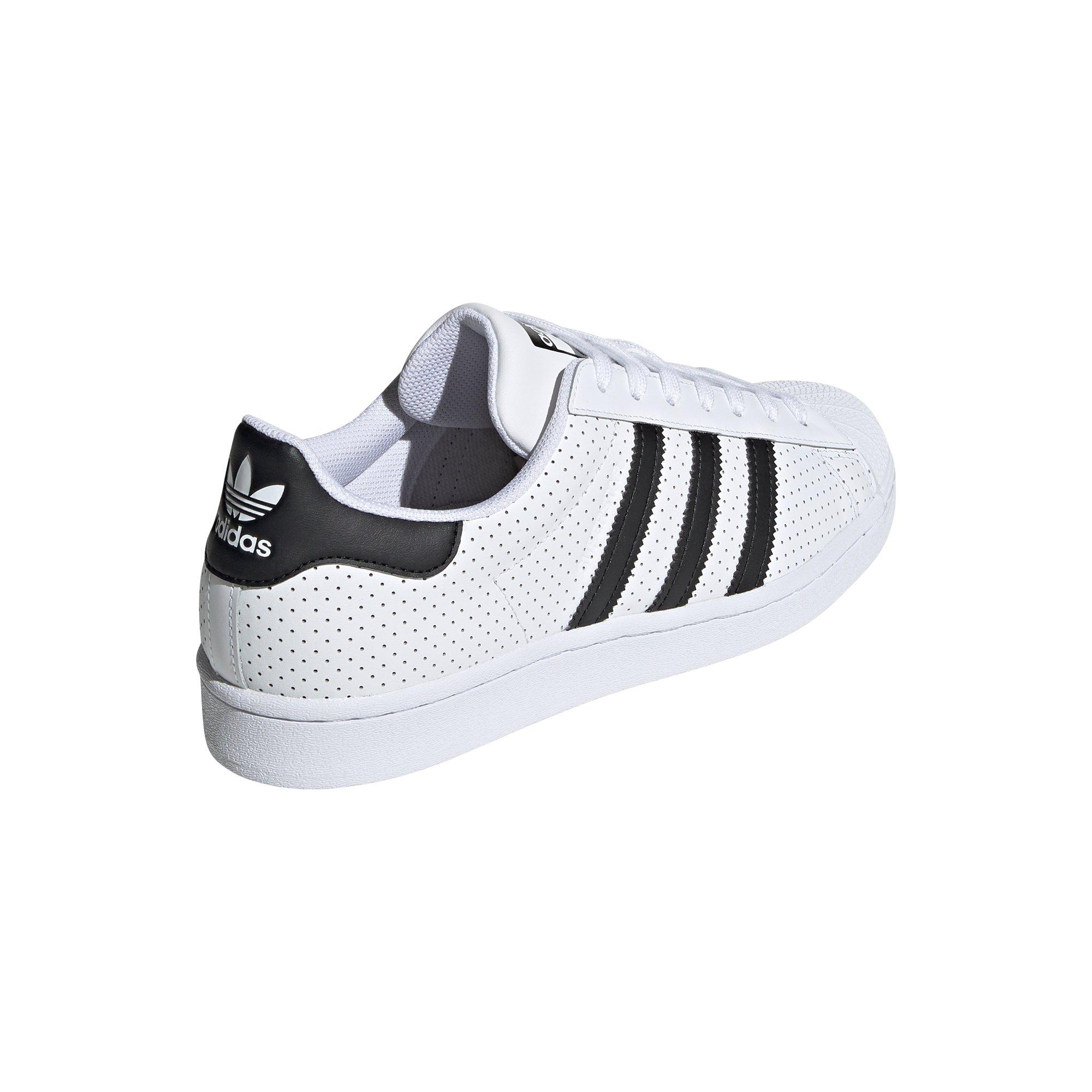 superstar cm8077