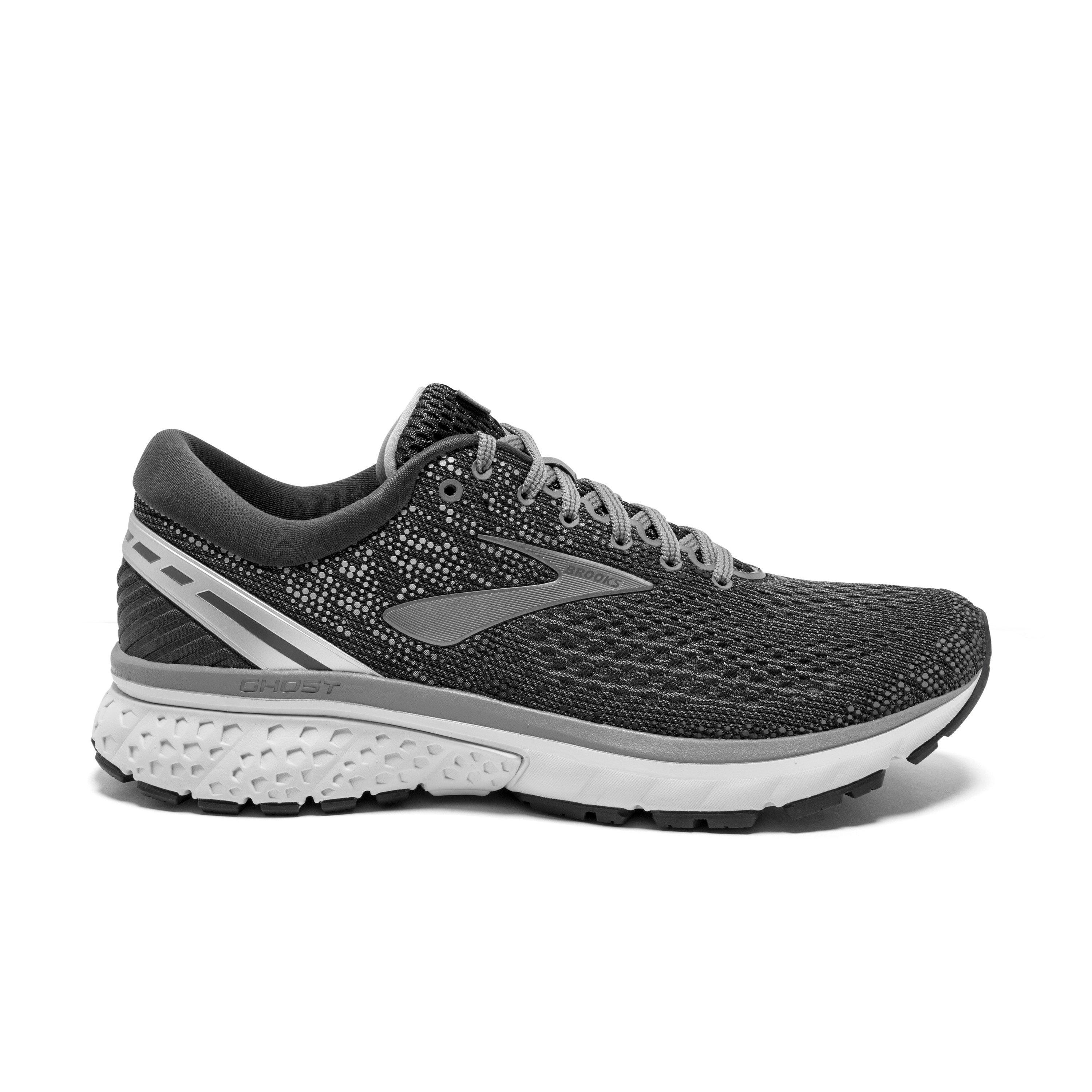 brooks ghost 11 all black