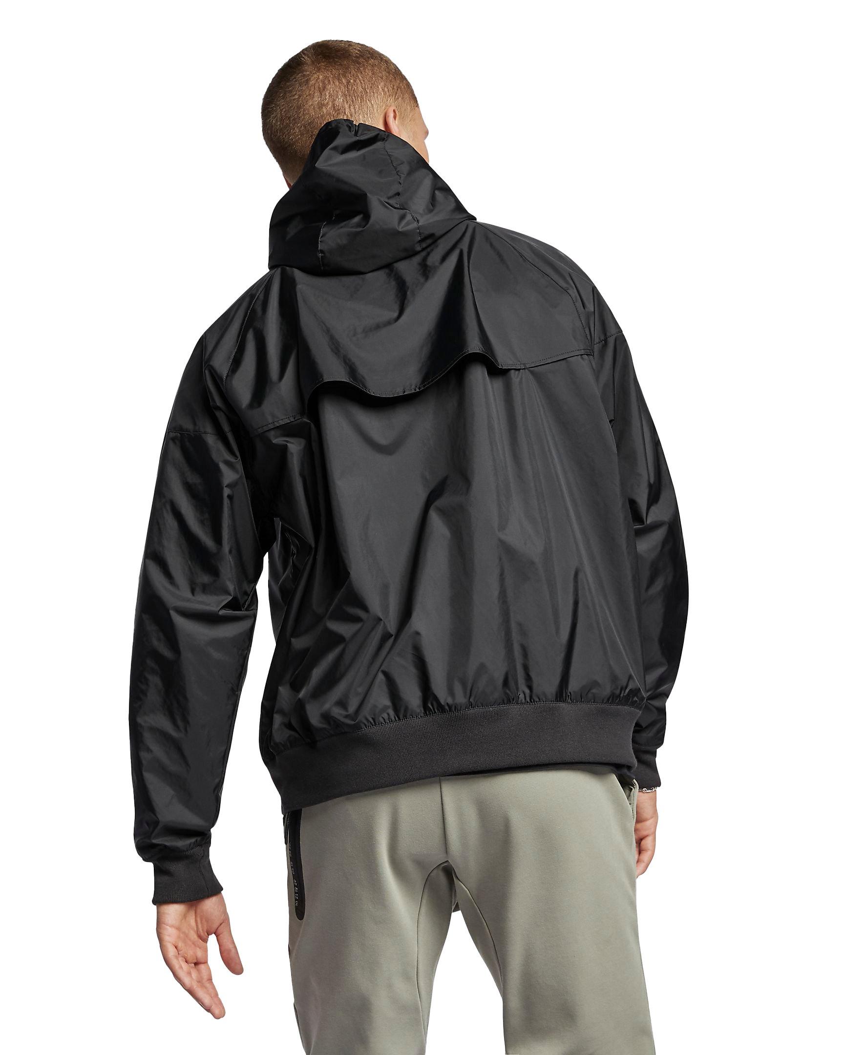 nike hooded windrunner