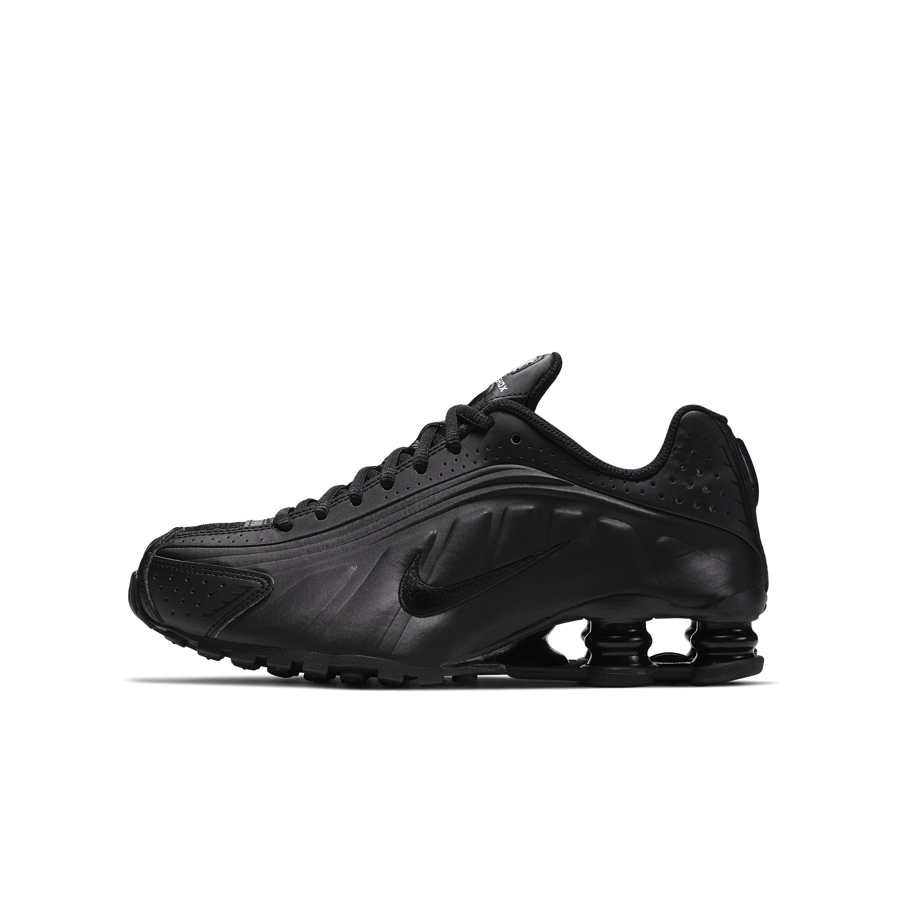 all black nike shox mens