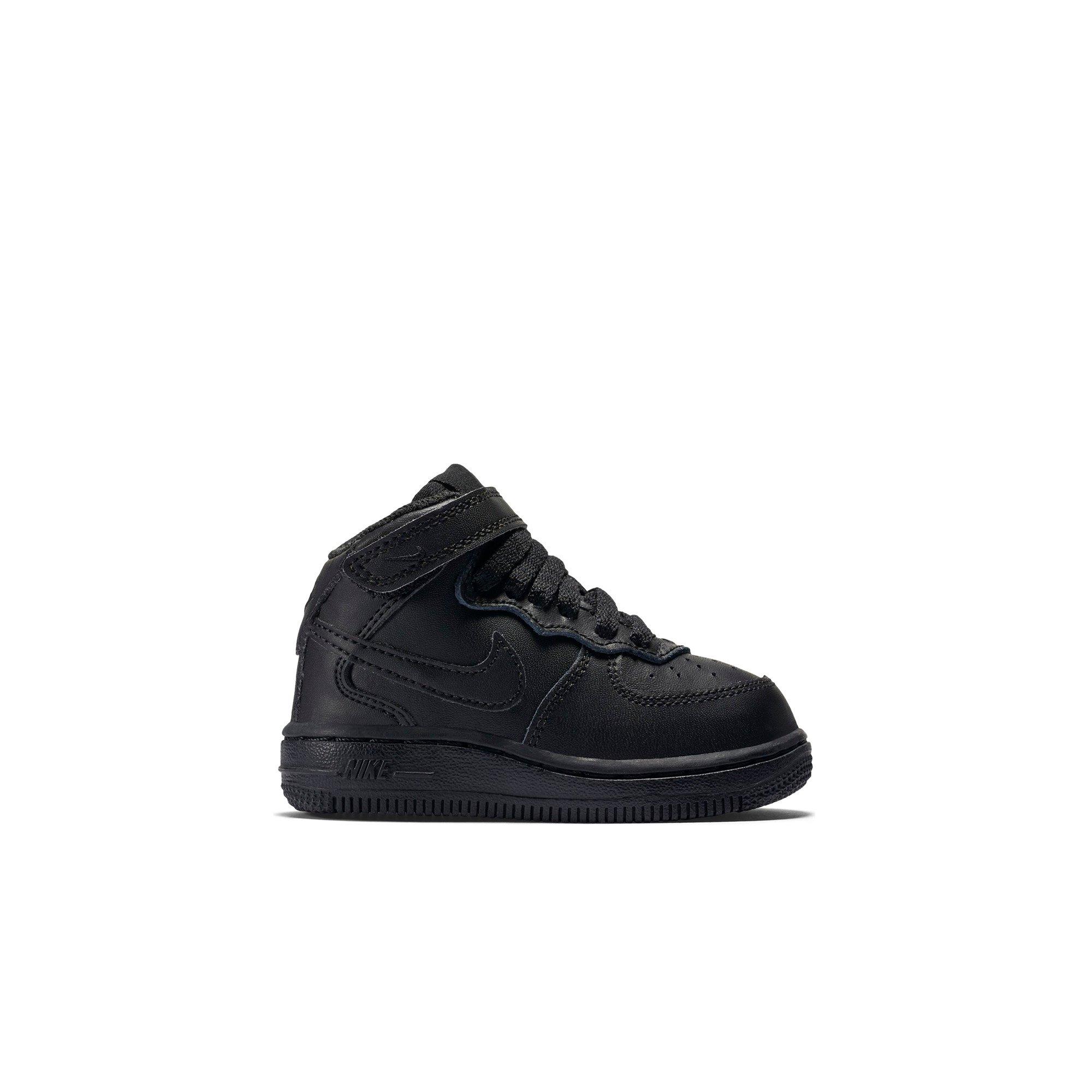 air force 1 cleats black
