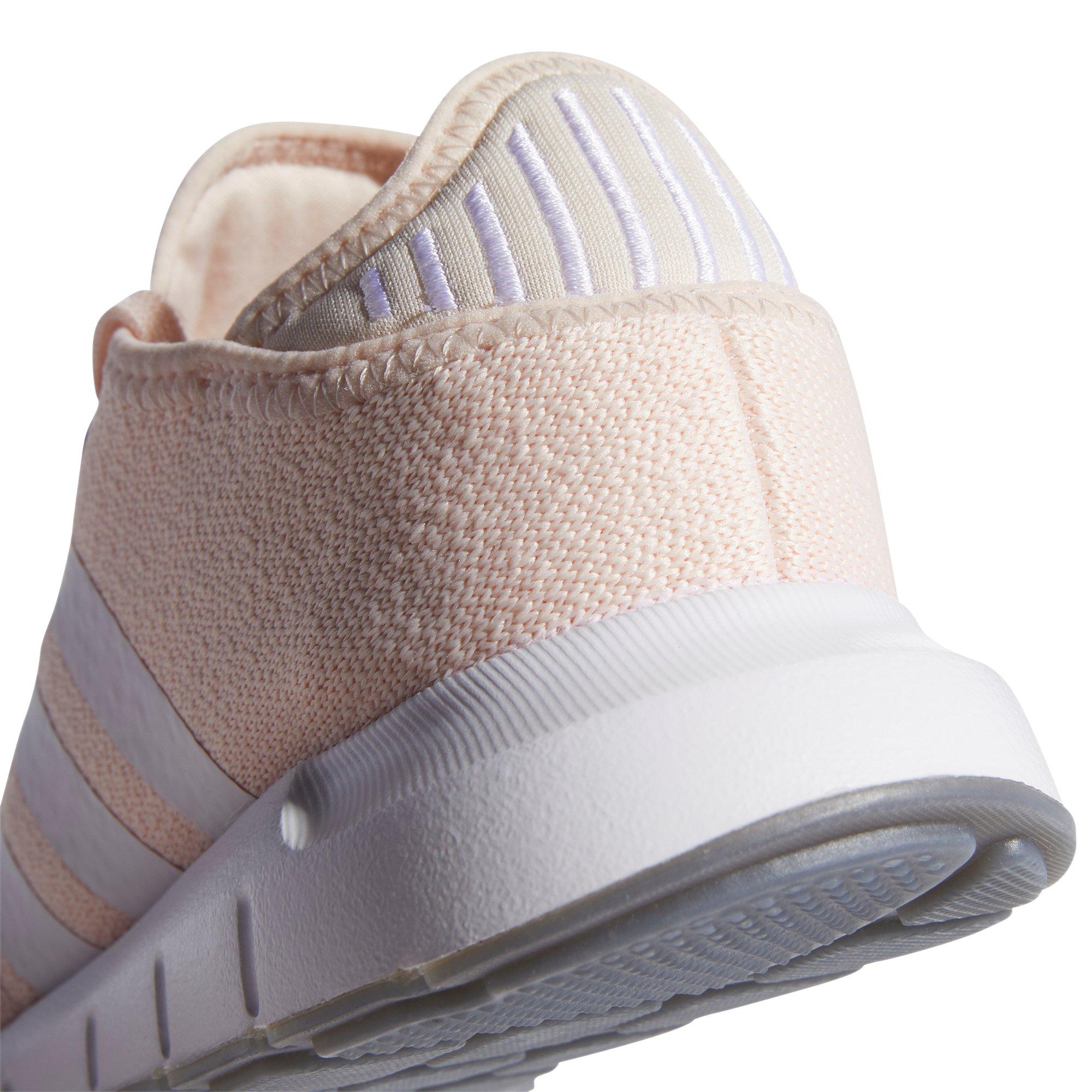 swift run shoes pink