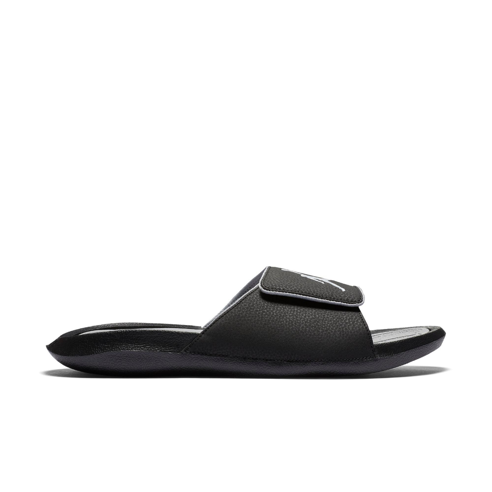 womens nike flip flops size 8