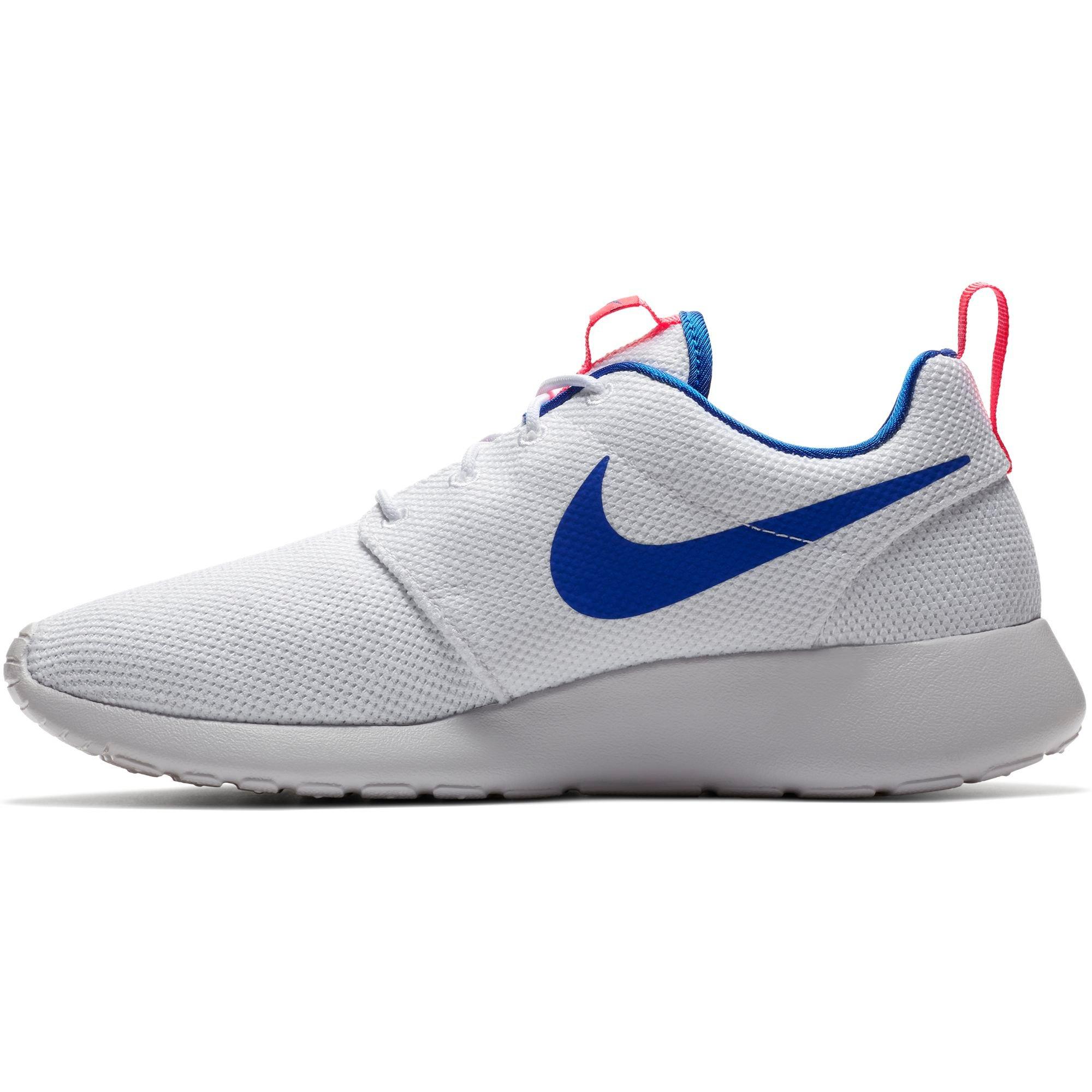 nike roshe white and blue