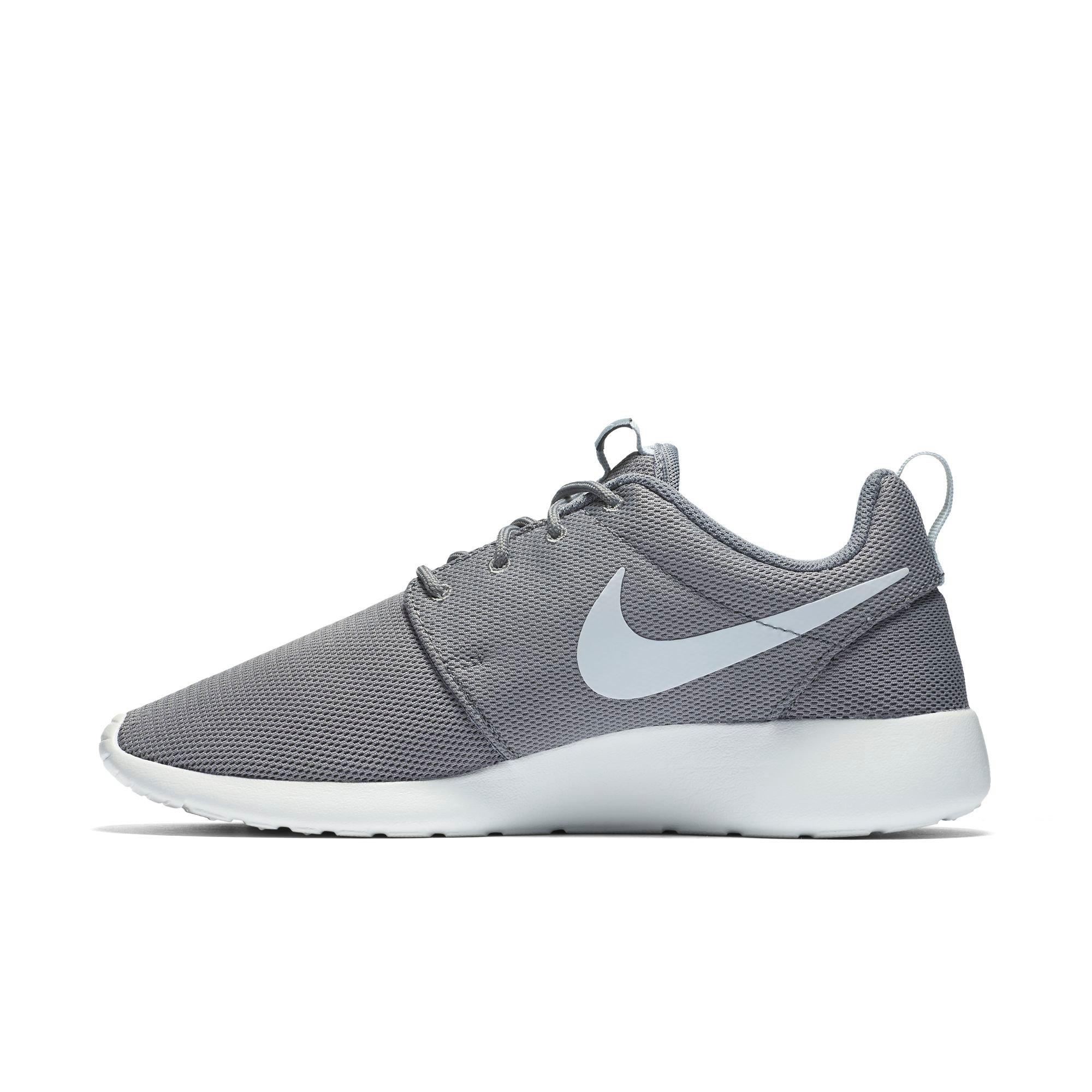 womens grey nike roshe shoes