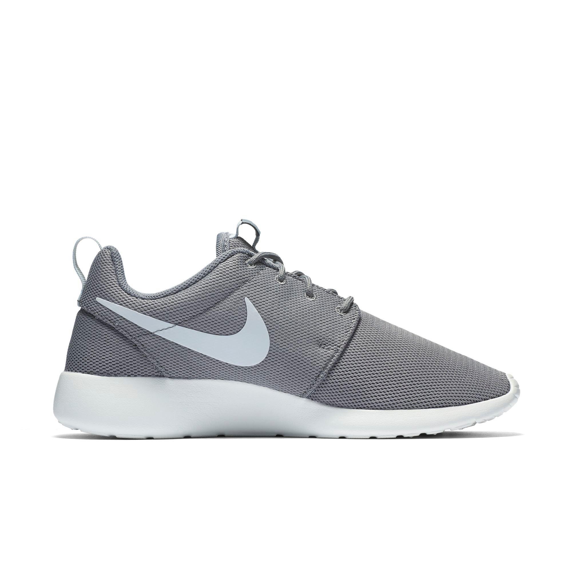 grey nike roshe one