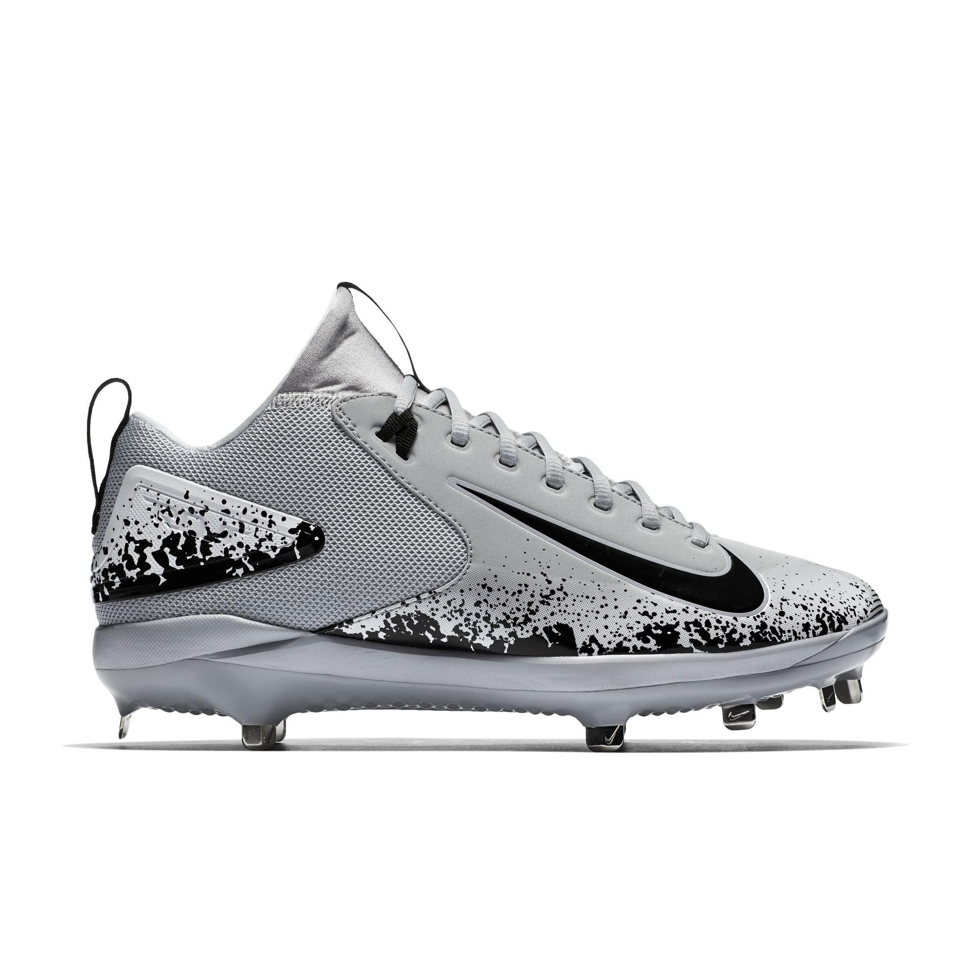 mike trout 3 cleats