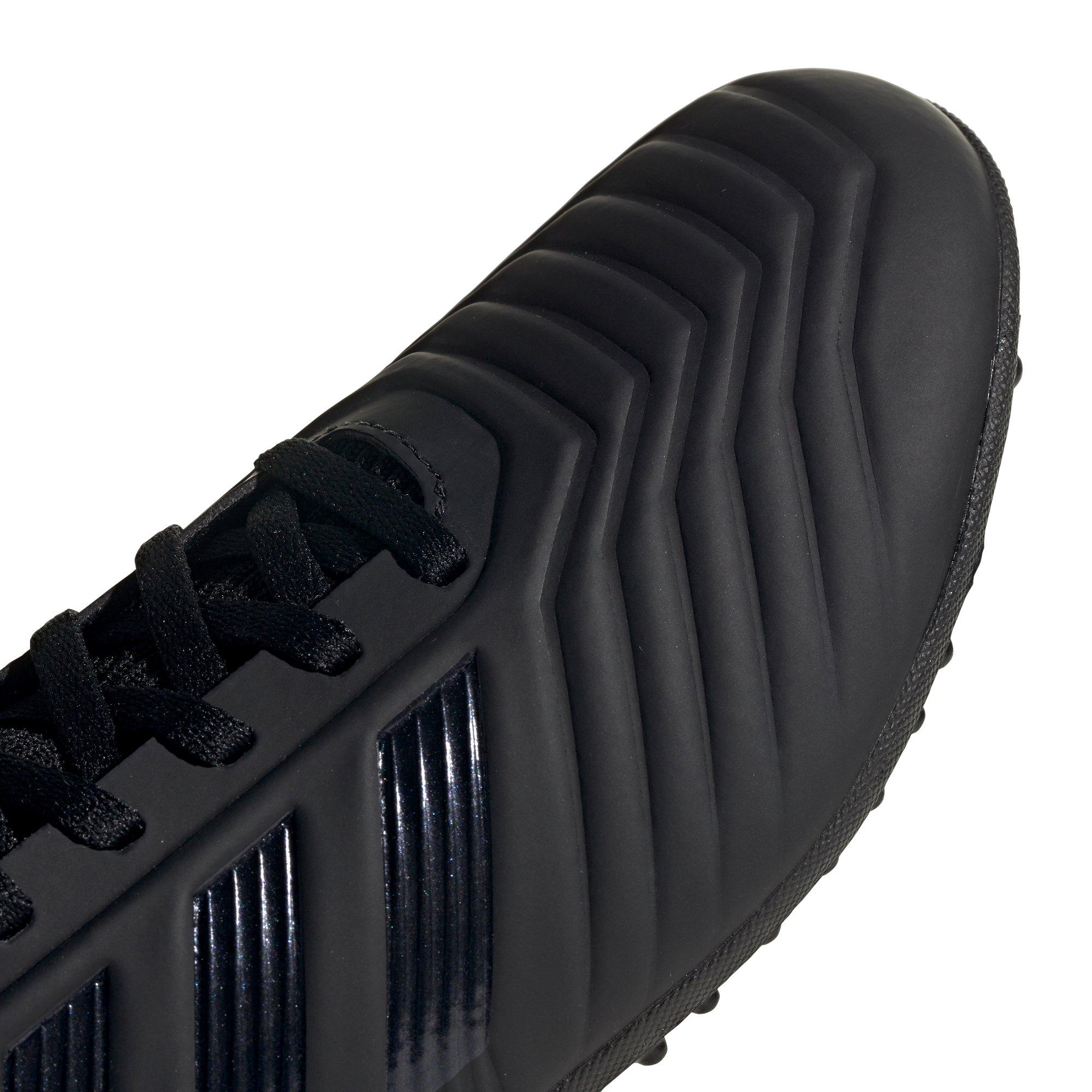predator tango 19.3 turf shoes