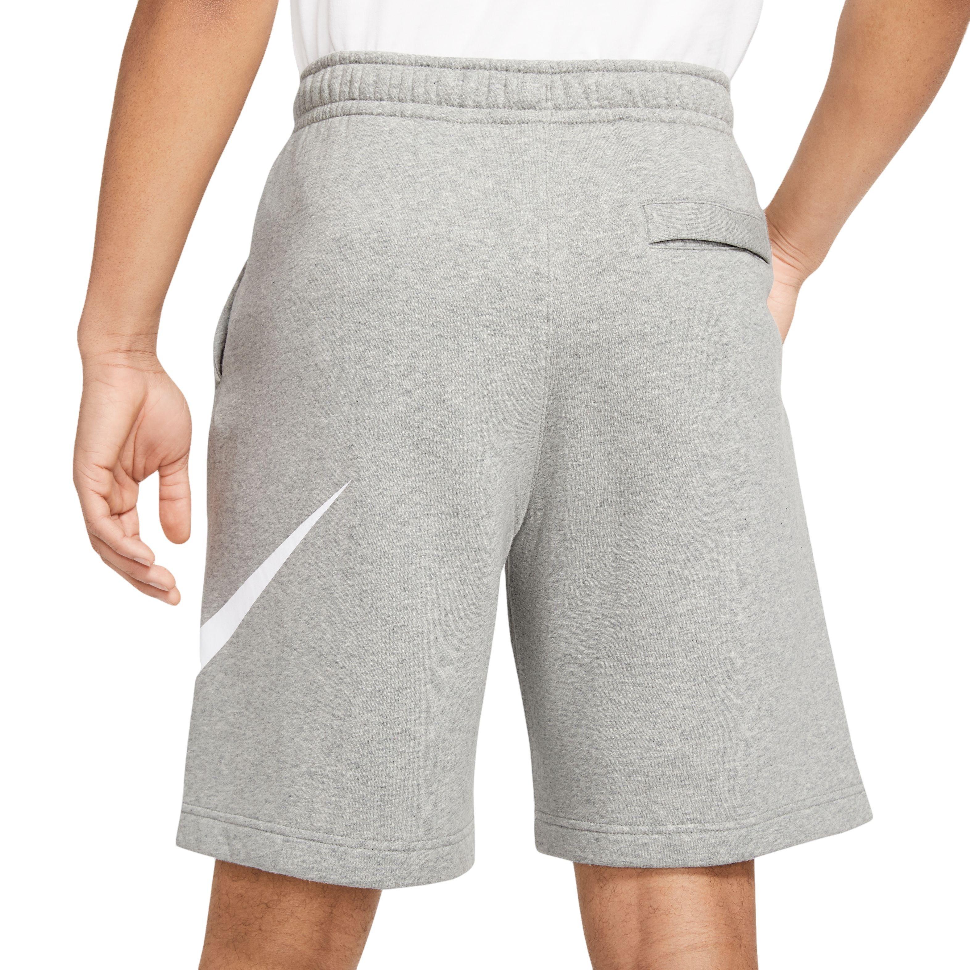 nike shorts outfit