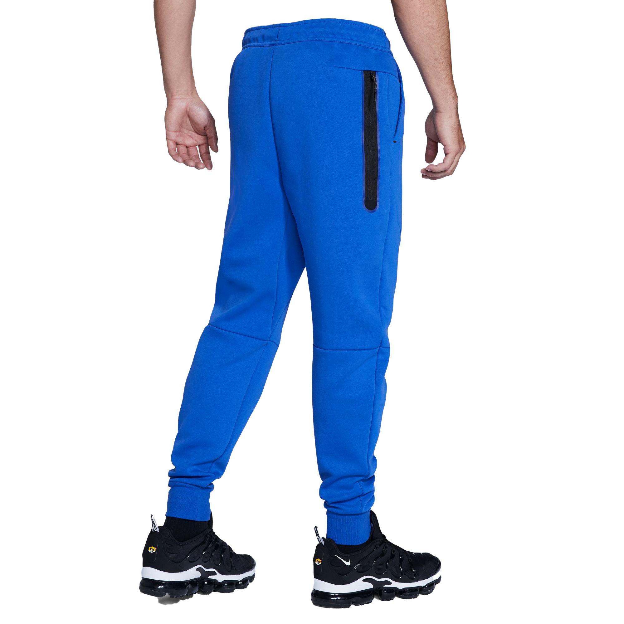 nike sweat outfit mens