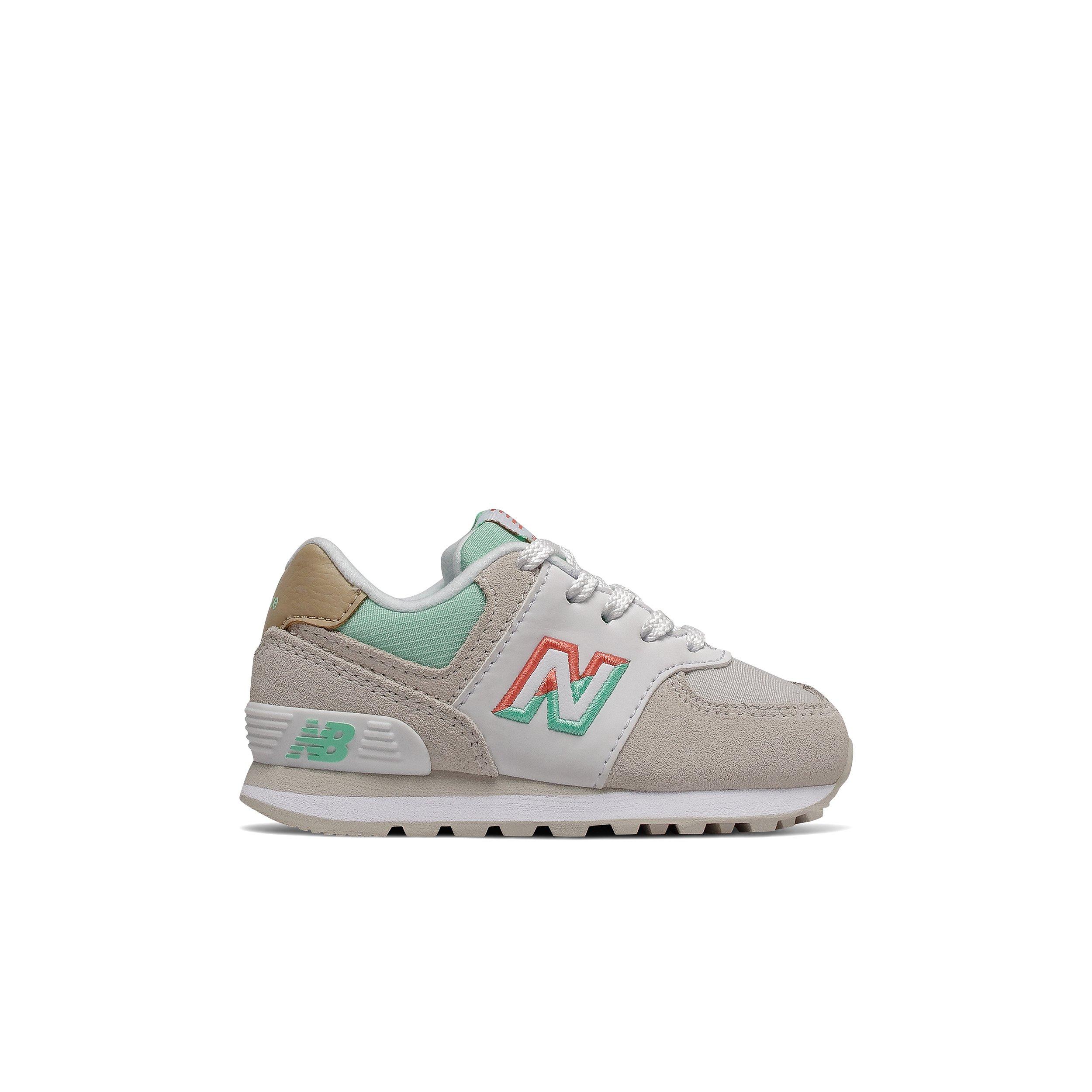 hibbett new balance