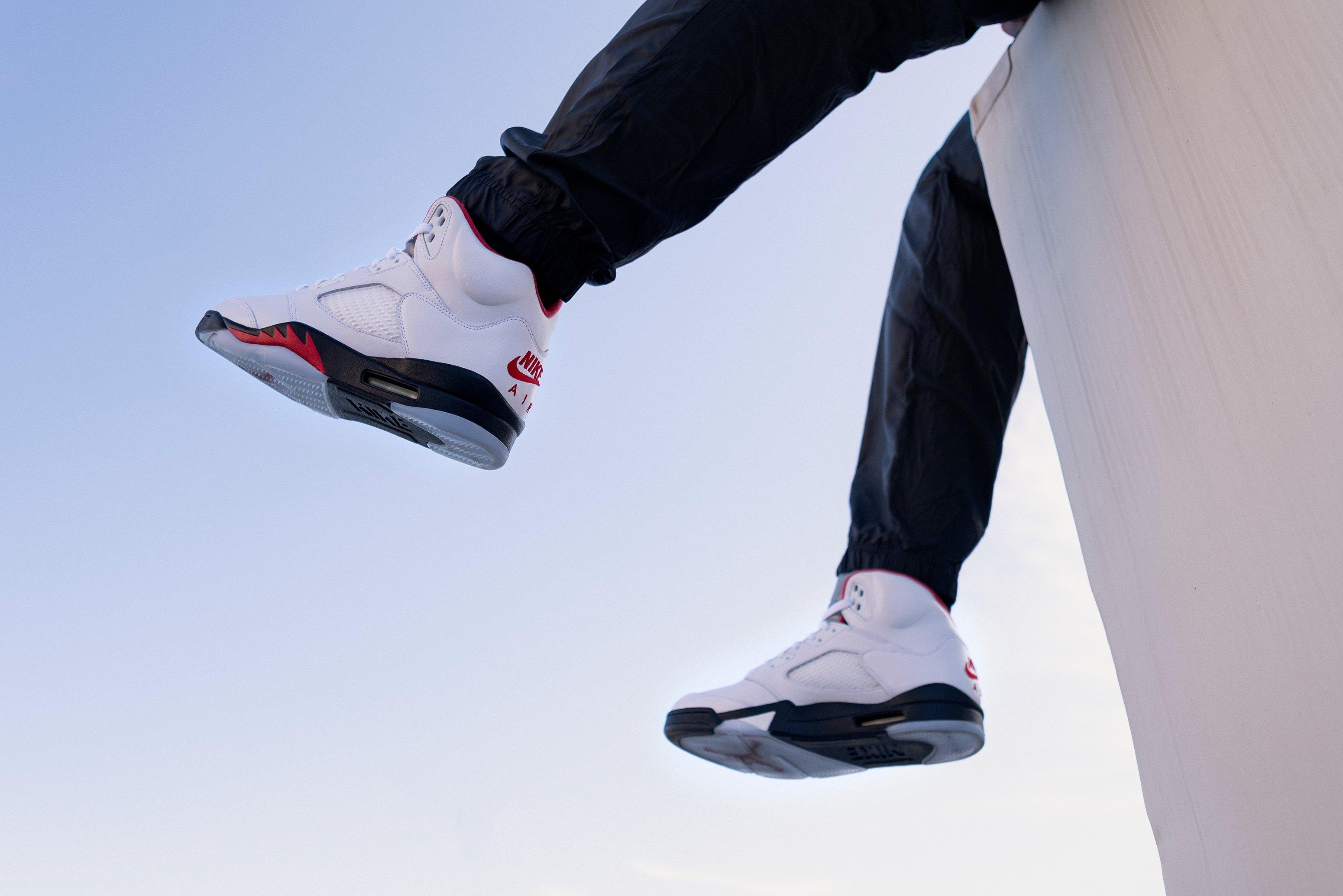 air jordan 5 fire red