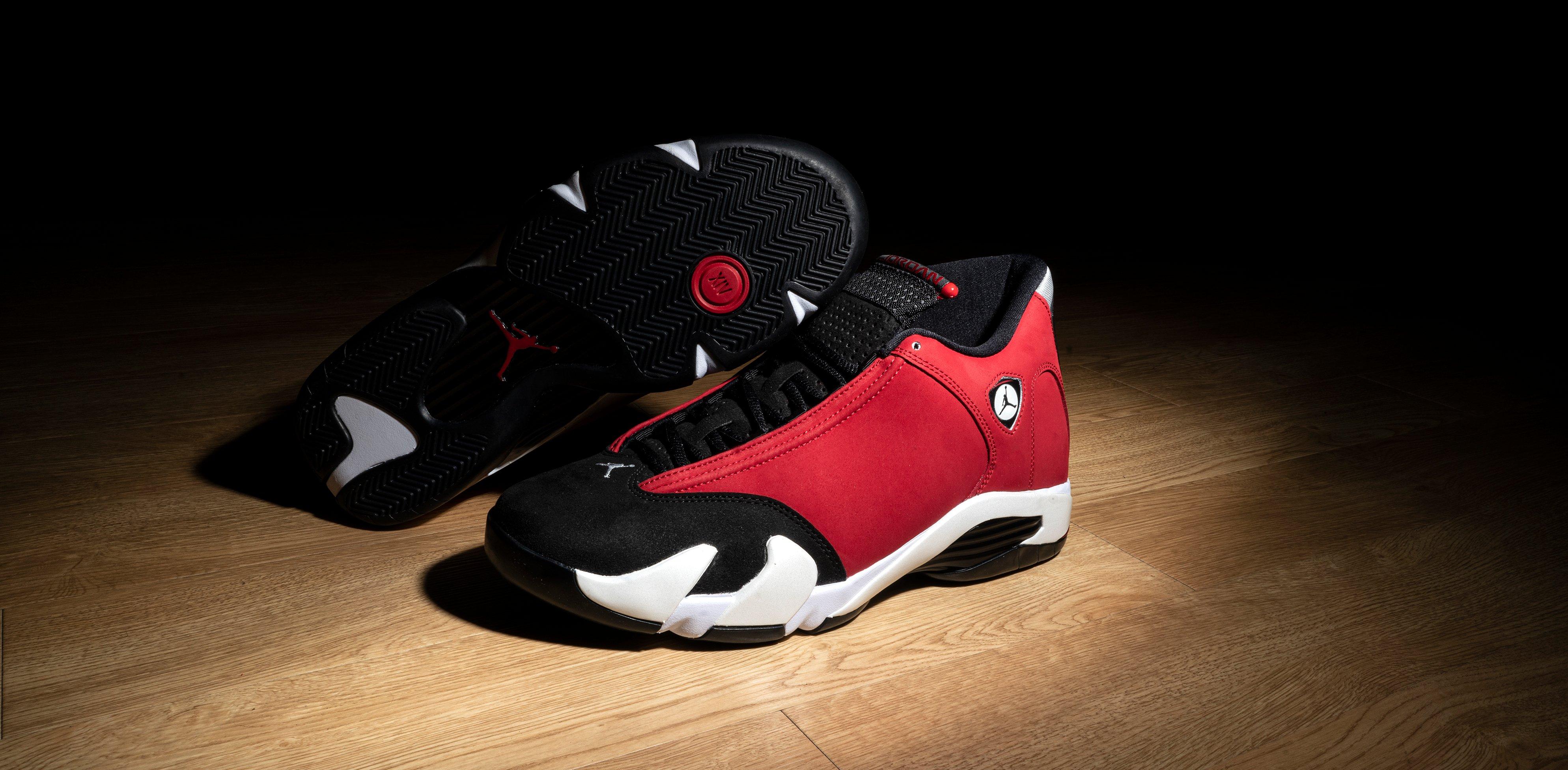 Jordan 14s black and red sale