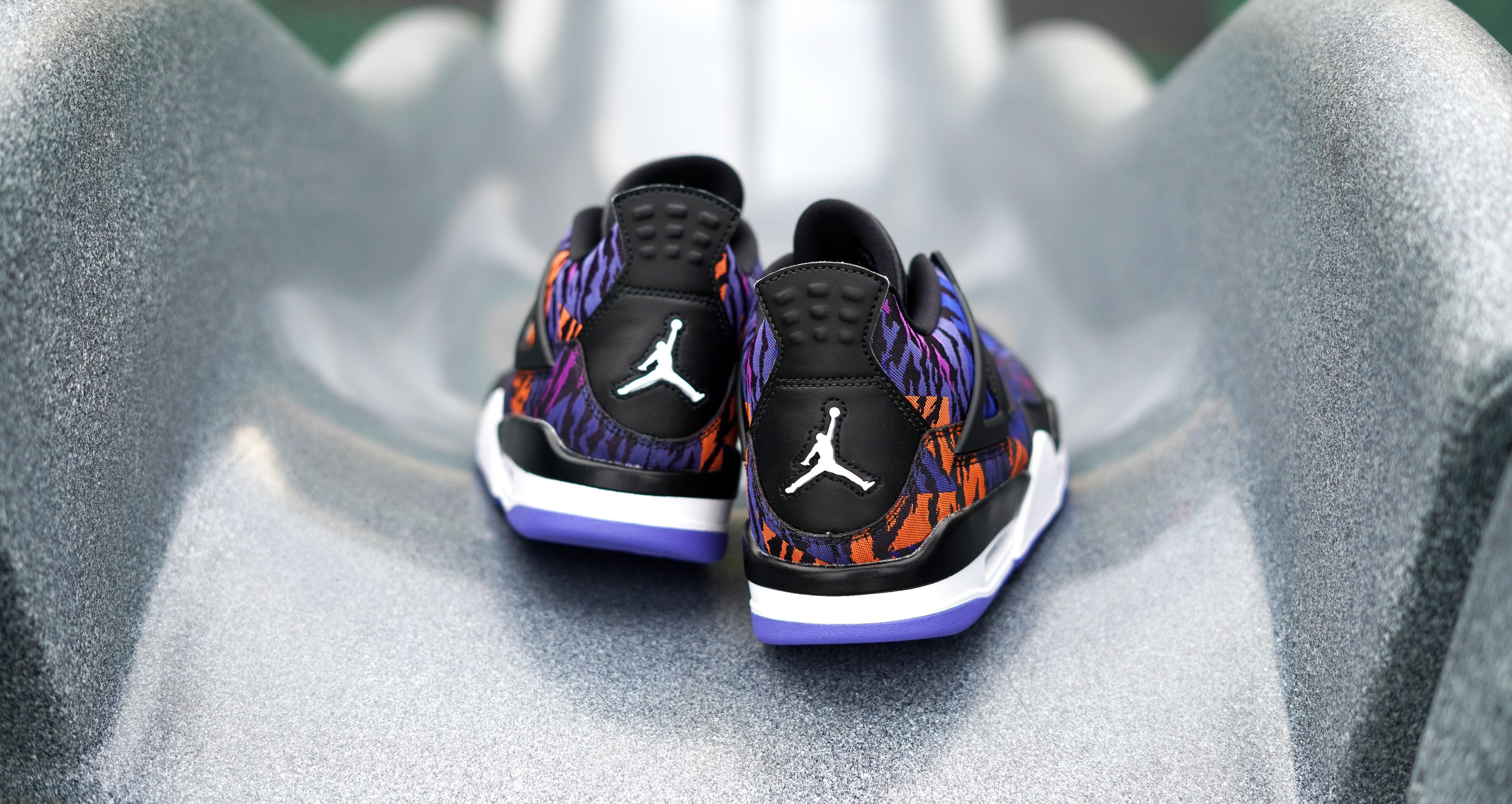 Sneakers Release: Jordan Retro 4 SE “Black/Violet”