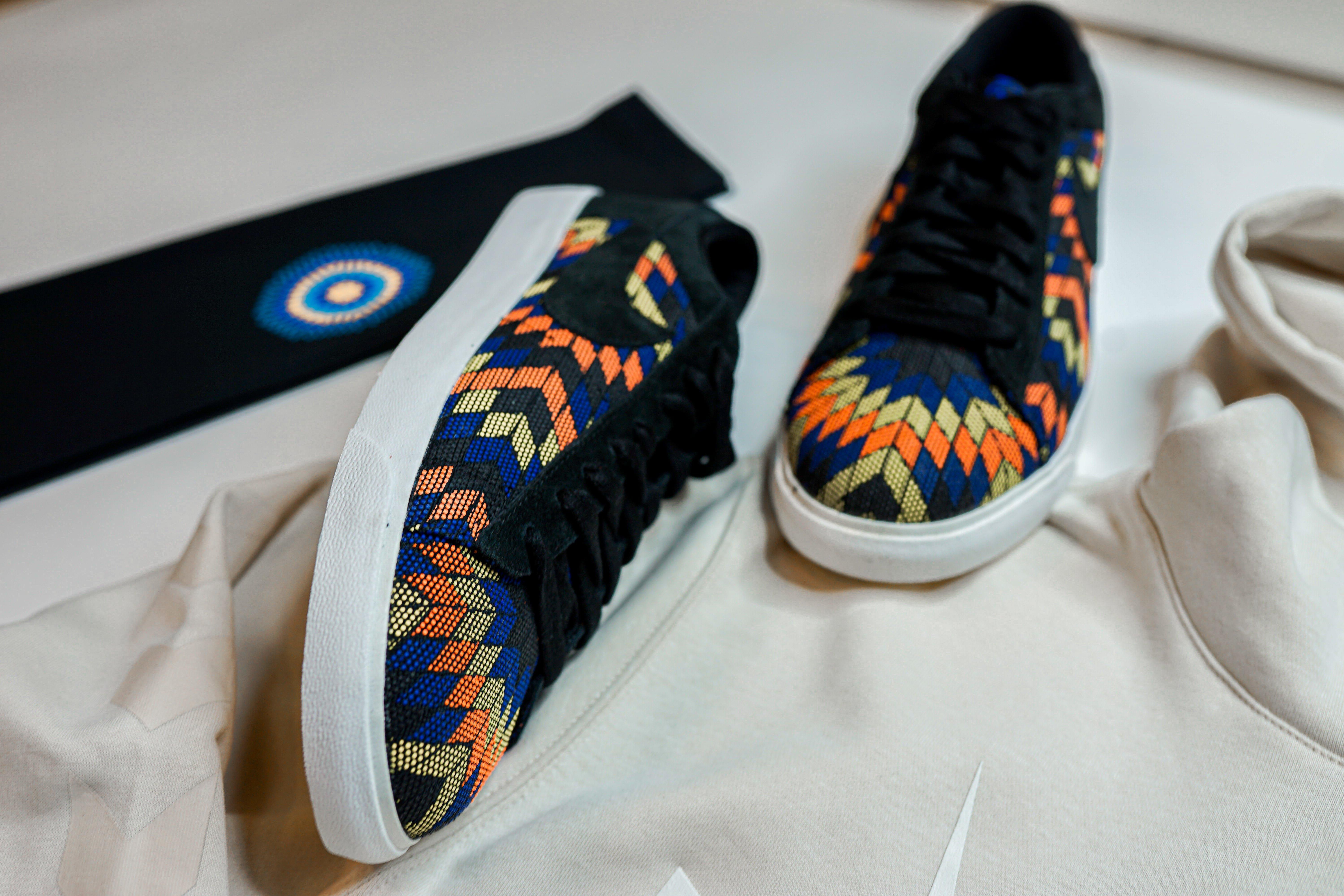 nike blazer low taupe